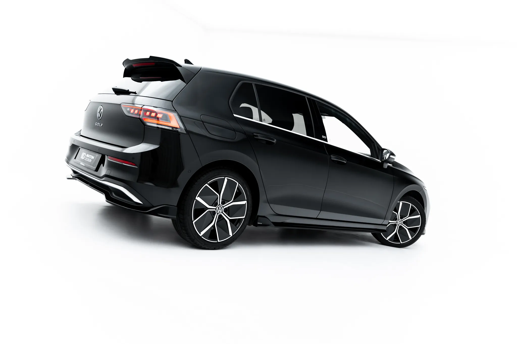 Sideskjørt VW Golf VIII Facelift 2024 -> | Glossy Black Edition