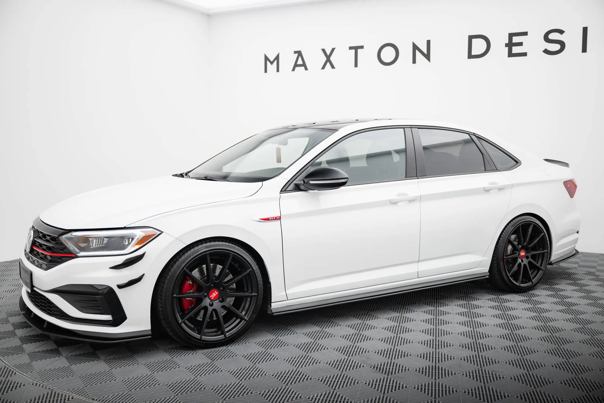 Sideskjørt VW Jetta Gli VII 2019 - 2021 | Street Pro Black Edition – bilde 2