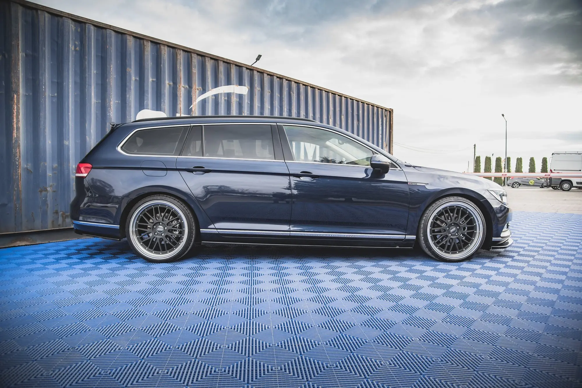 Sideskjørt VW Passat B8 2014 - 2019 – bilde 4