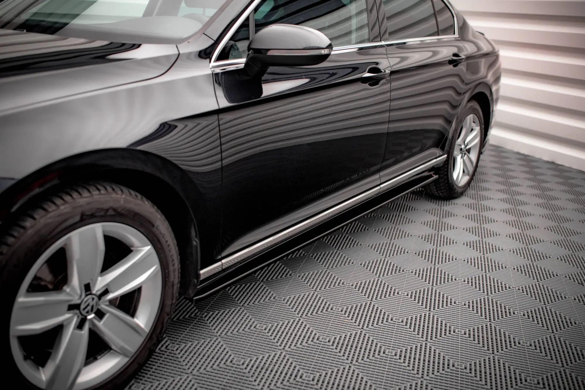 Sideskjørt VW Passat B8 Facelift 2019 - 2023 – bilde 3