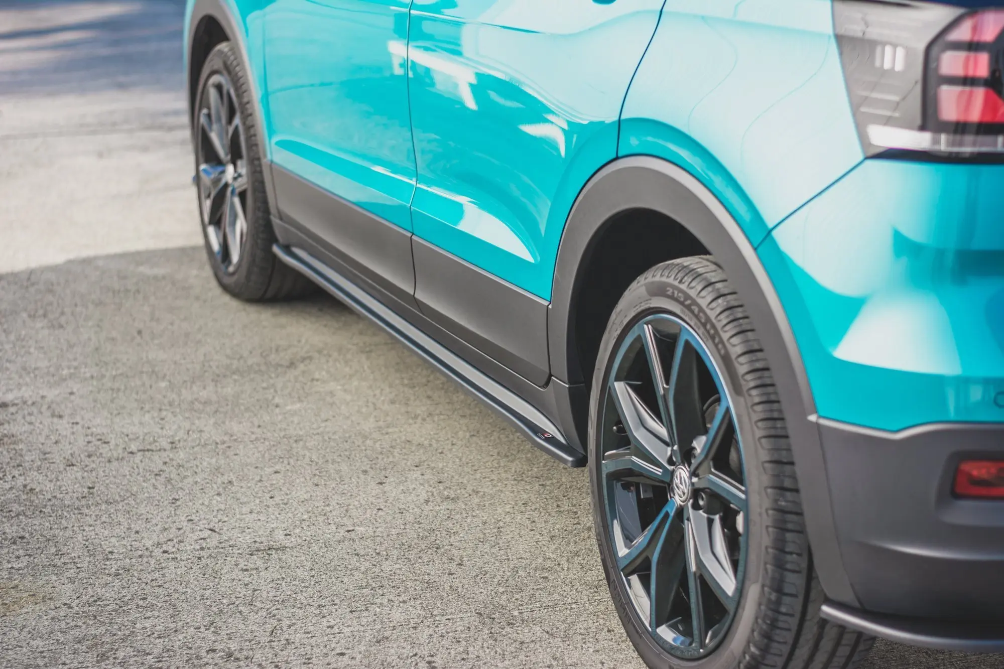 SIDESKJØRT VW T-Cross 2018-> – bilde 2