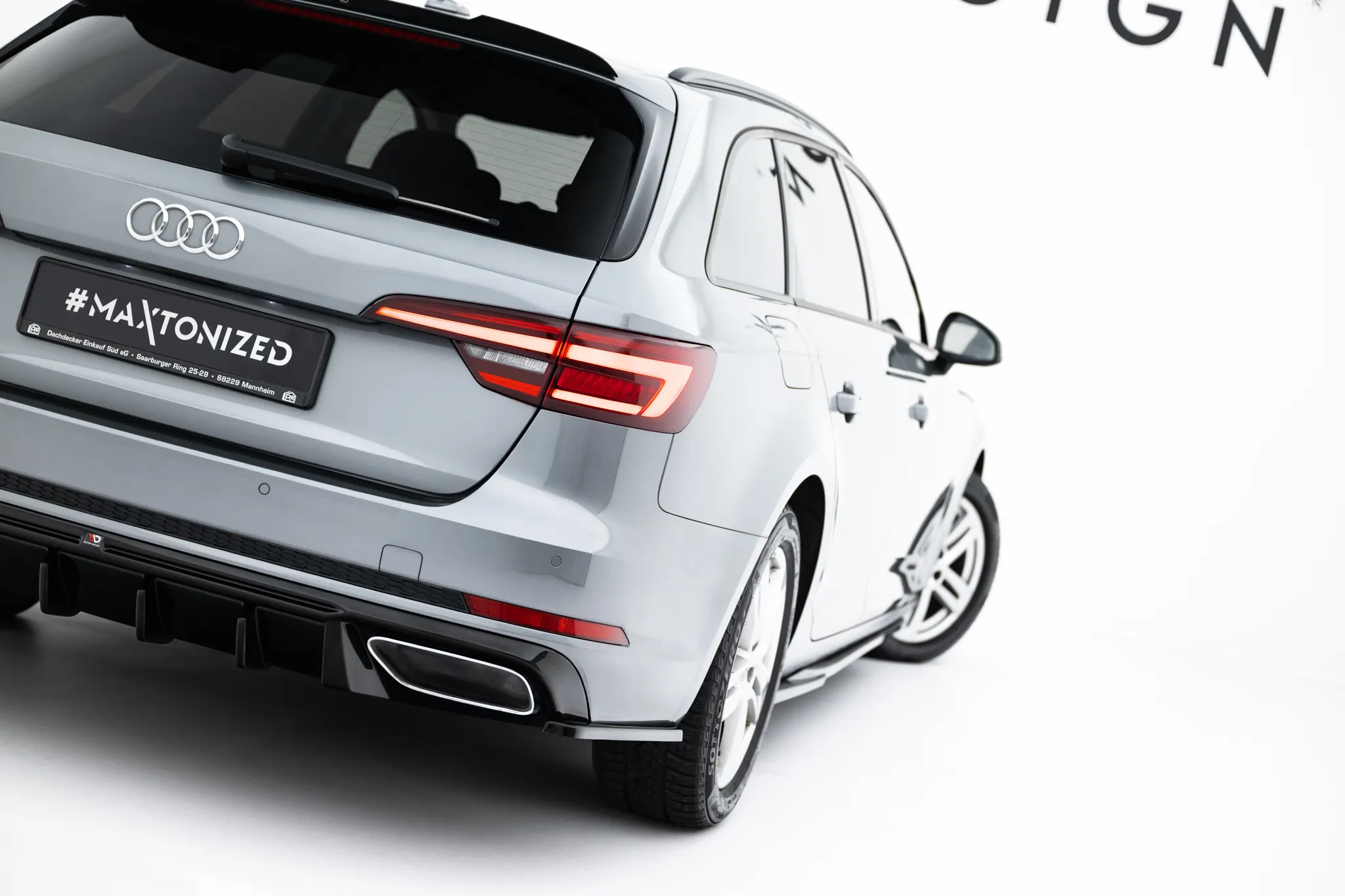 Sidesplitters bak Audi A4 B9 2015 - 2019 | Glossy Black Edition