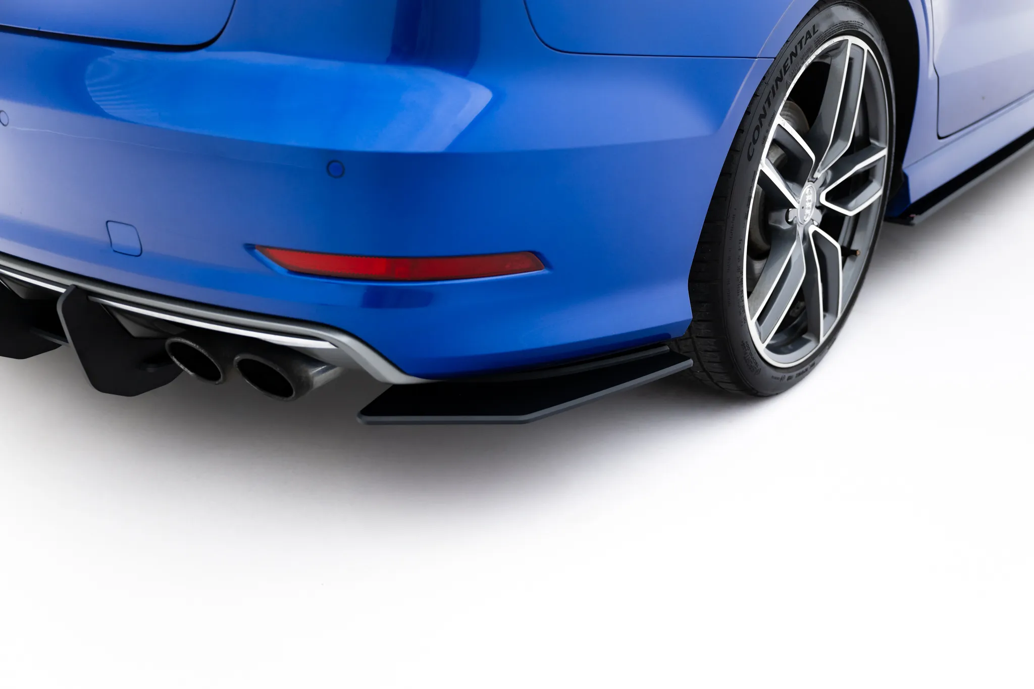 Sidesplitters bak Audi (S3/A3 S-Line) 8V 2013 - 2016 | Street Pro Black Edition