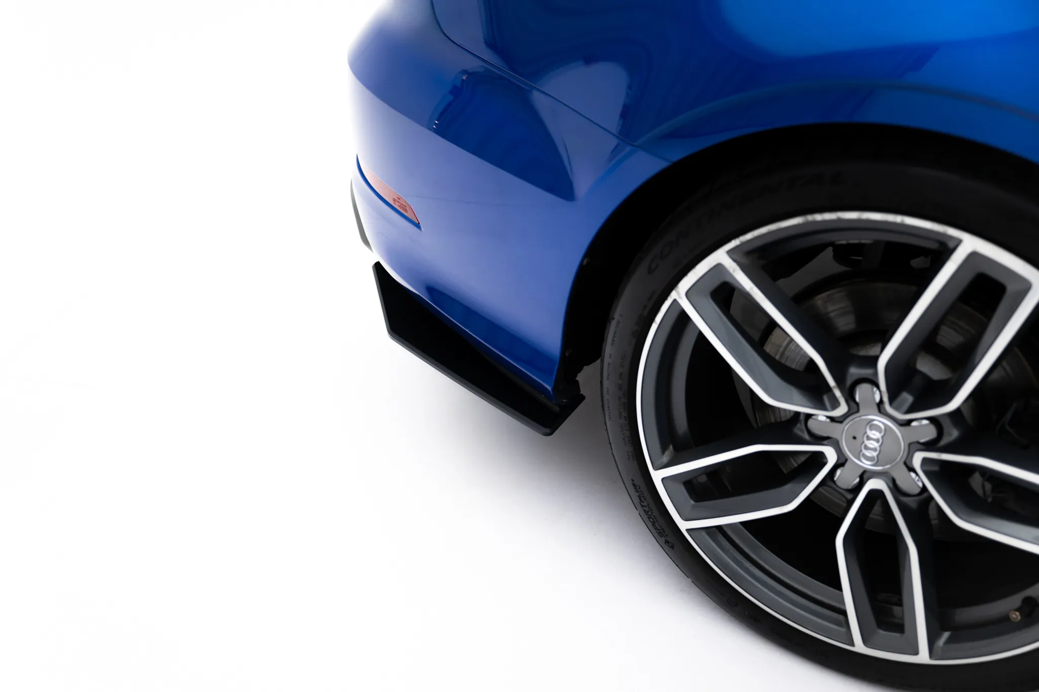 Sidesplitters bak Audi (S3/A3 S-Line) 8V 2013 - 2016 | Street Pro Black Edition – bilde 2