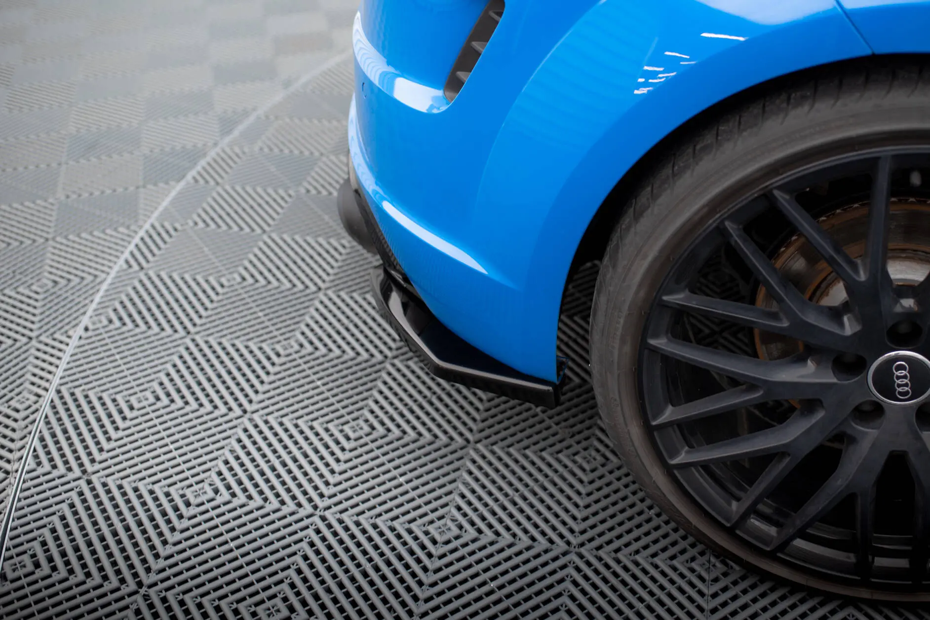 Sidesplitters bak Audi TT S (8S) 2014 - 2018 | Glossy Black Edition – bilde 3
