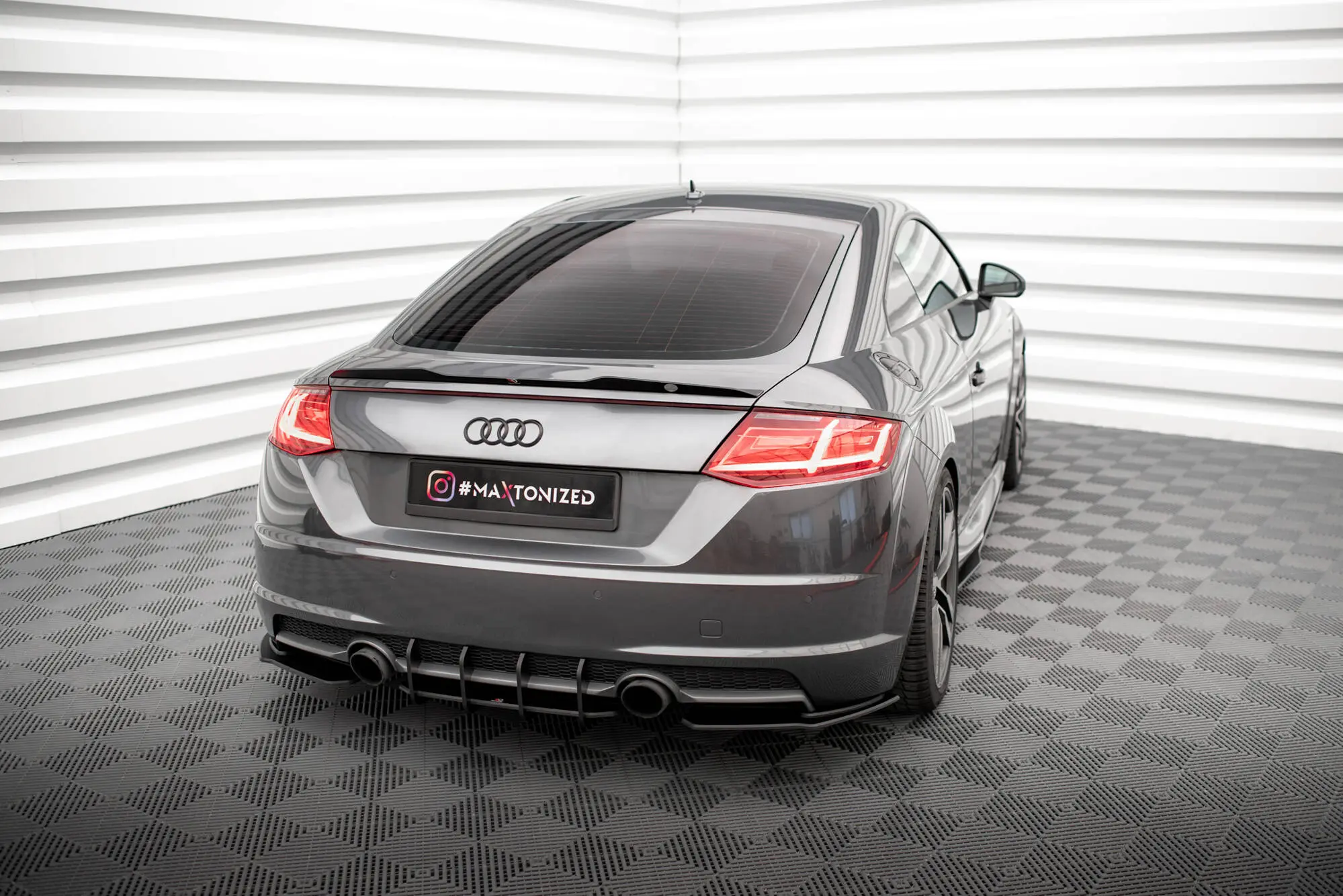 Sidesplitters bak Audi TT S-Line (8S) 2014 - 2018 | Street Pro Black Edition – bilde 4