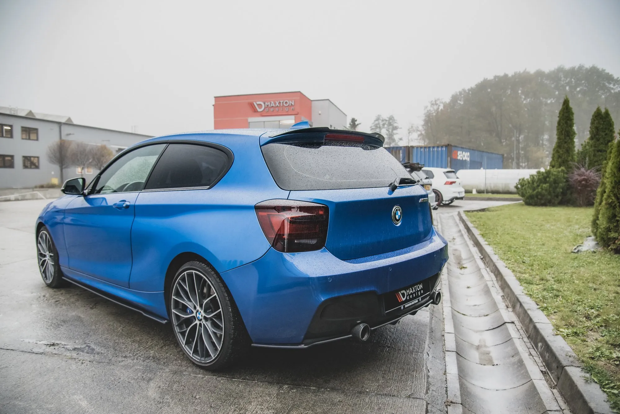 Sidesplitters bak BMW 1 (F20) M135I 2011 - 2015 | Street Pro Black Edition – bilde 3