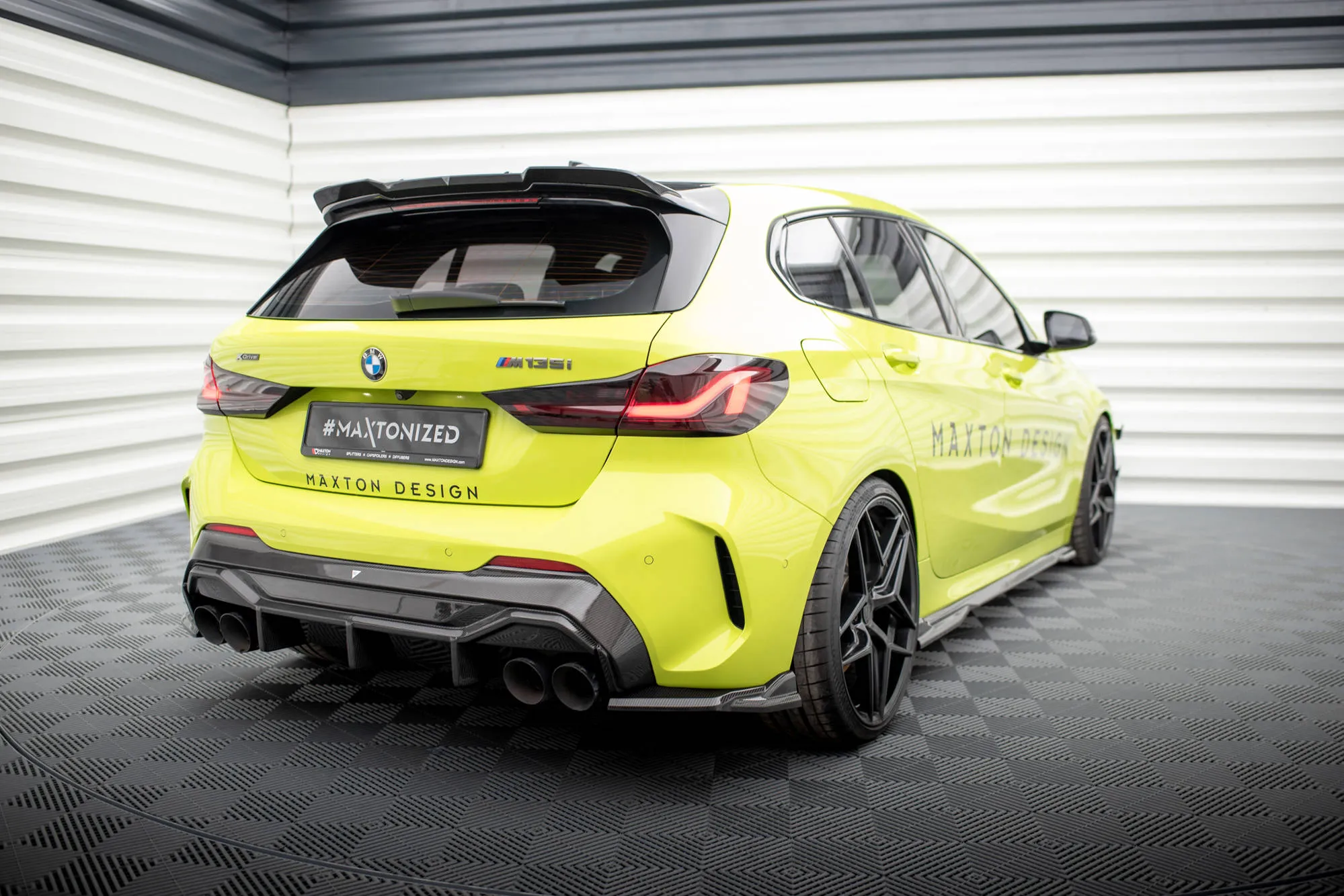 Sidesplitters bak BMW 1 (F40) | Carbon Fiber Edition