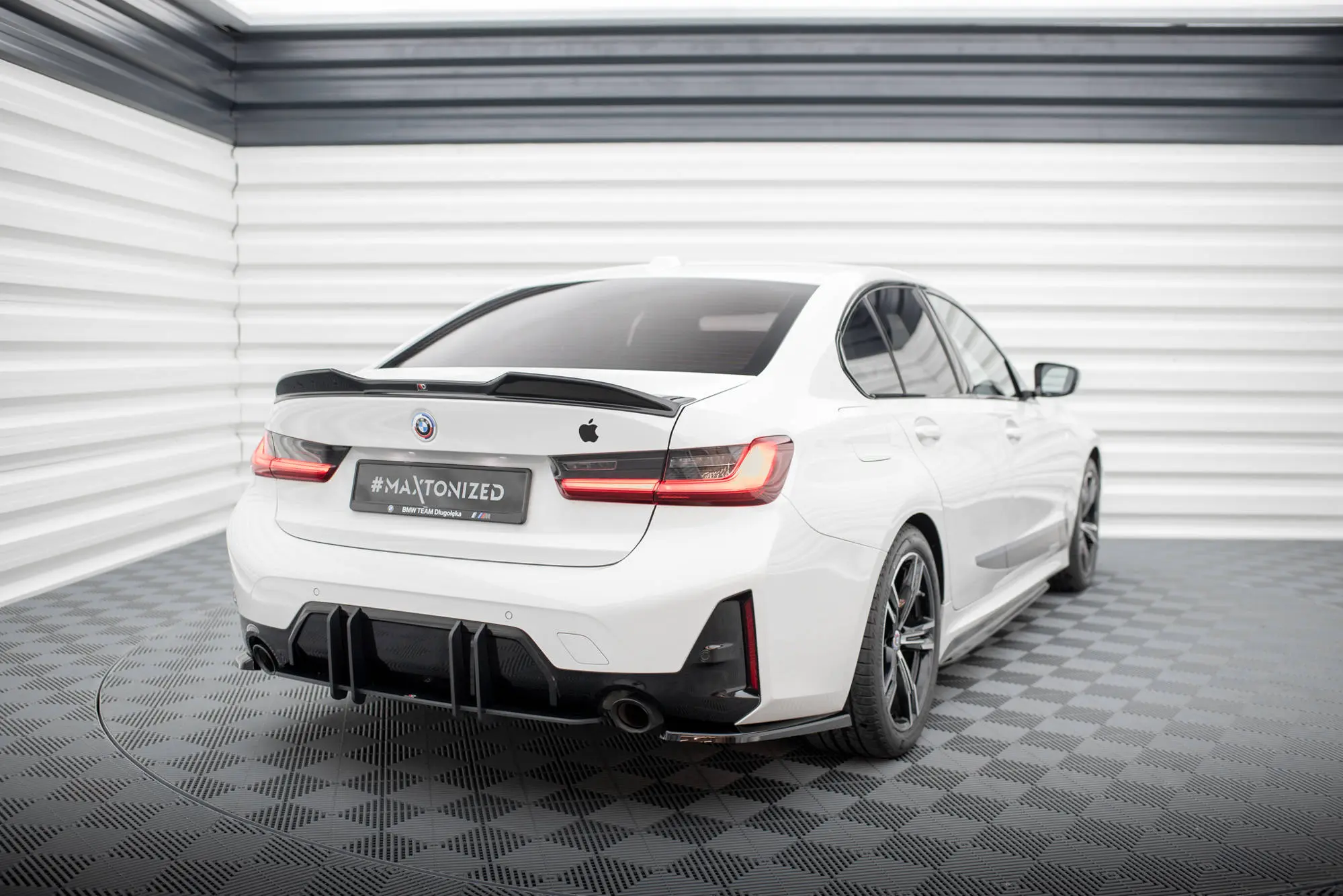 Sidesplitters bak BMW 3 (G20 / G21) M-Pakke LCI 2022-> | Glossy Black Edition – bilde 4