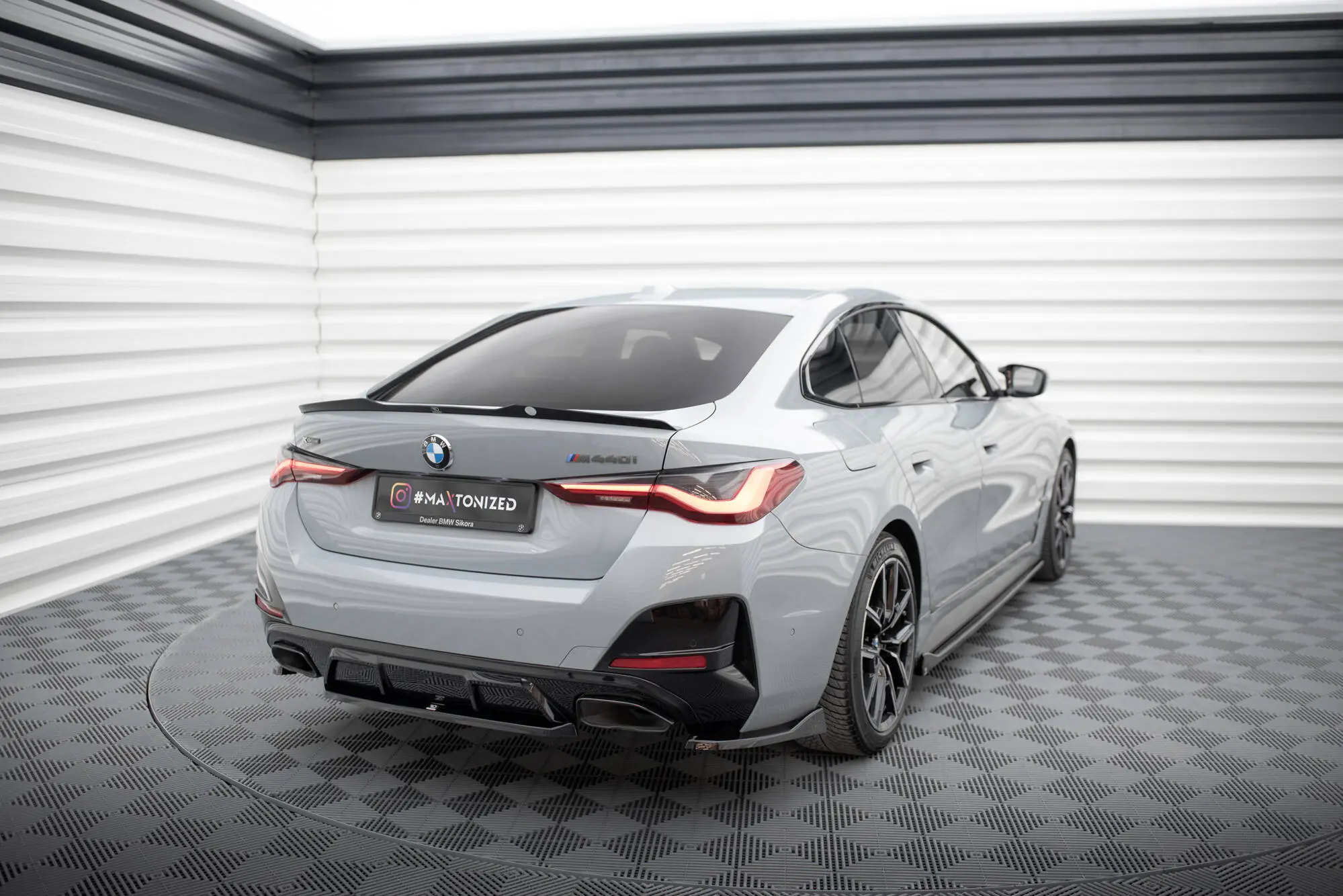 Sidesplitters bak BMW 4 Gran Coupe M440i (G26) 2021 - > | V.2 Glossy Black Edition – bilde 4
