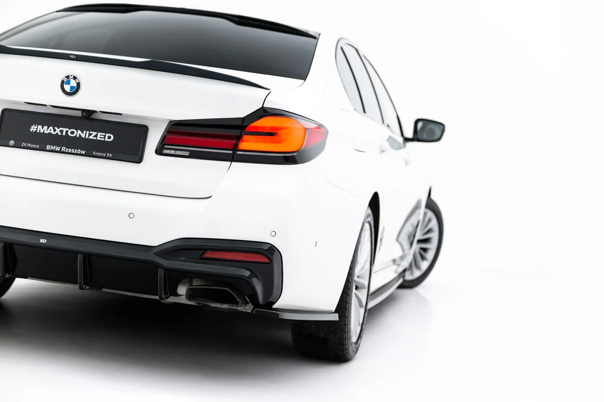 Sidesplitters bak BMW 5 M-Pack G30 / G31 2017 - 2023 | Glossy Black Edition V2