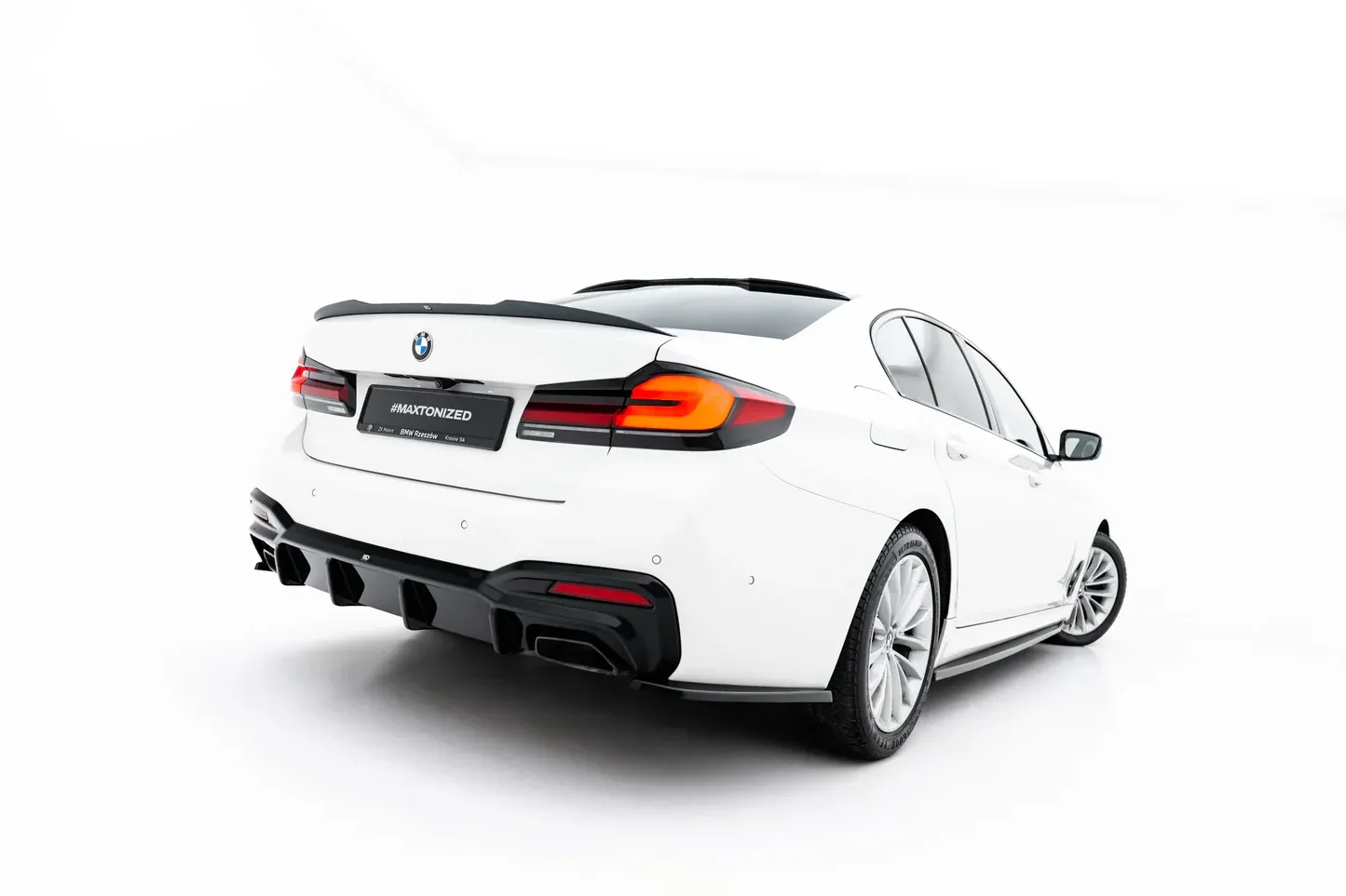 Sidesplitters bak BMW 5 M-Pack G30 / G31 2017 - 2023 | Glossy Black Edition V2 – bilde 2