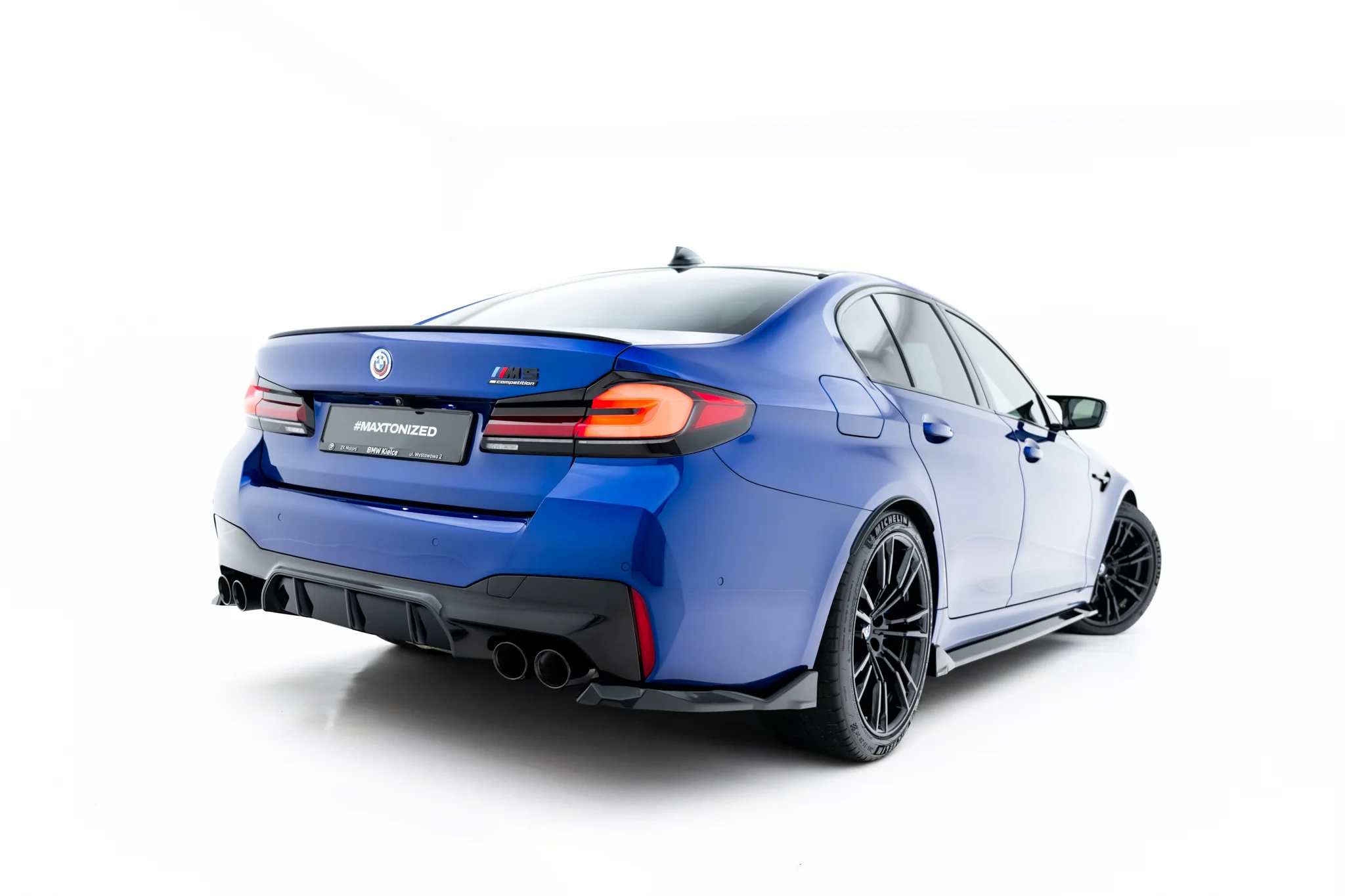 Sidesplitters bak BMW M5 (F90) 2017 - 2020 | Glossy Black Edition V2 – bilde 3