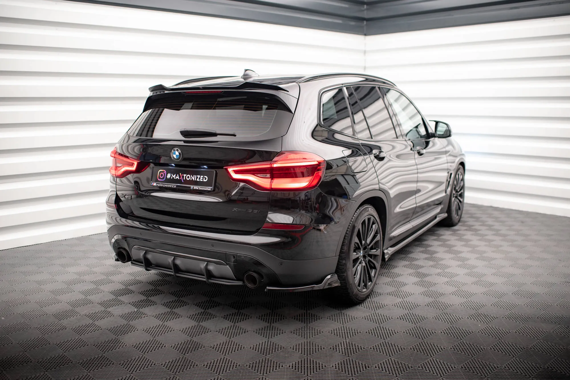 Sidesplitters bak BMW X3 (G01) 2017-2021 | Glossy Black Edition – bilde 2