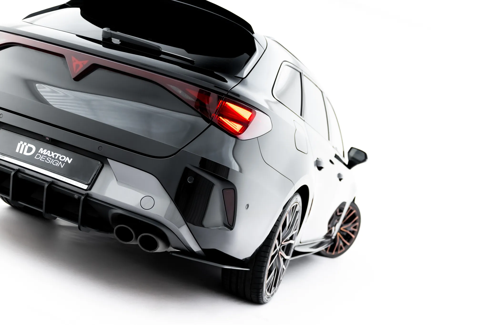 Sidesplitters bak Cupra Leon 2020-2026 | Street Pro Black Edition