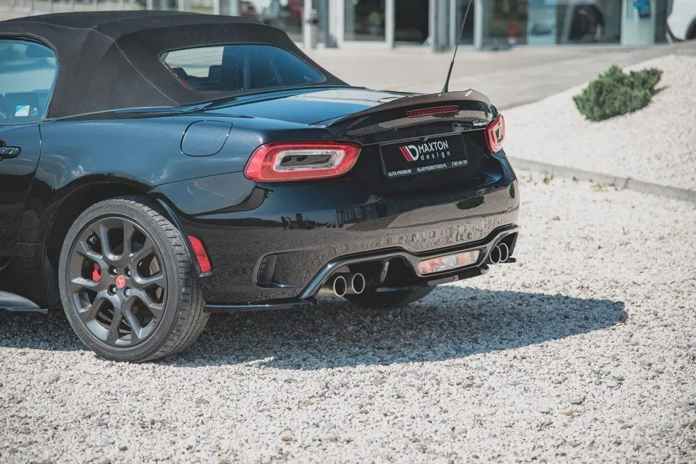 Sidesplitters bak Fiat 124 Spider Abarth 2017 ->