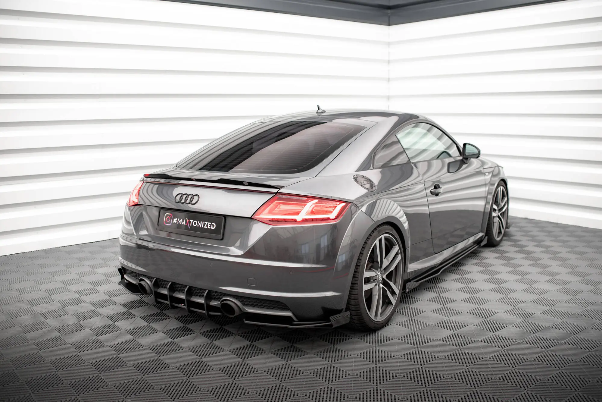 Sidesplitters bak + flopper Audi TT S-Line (8S) 2014 - 2018 | Street Pro Black Edition – bilde 4