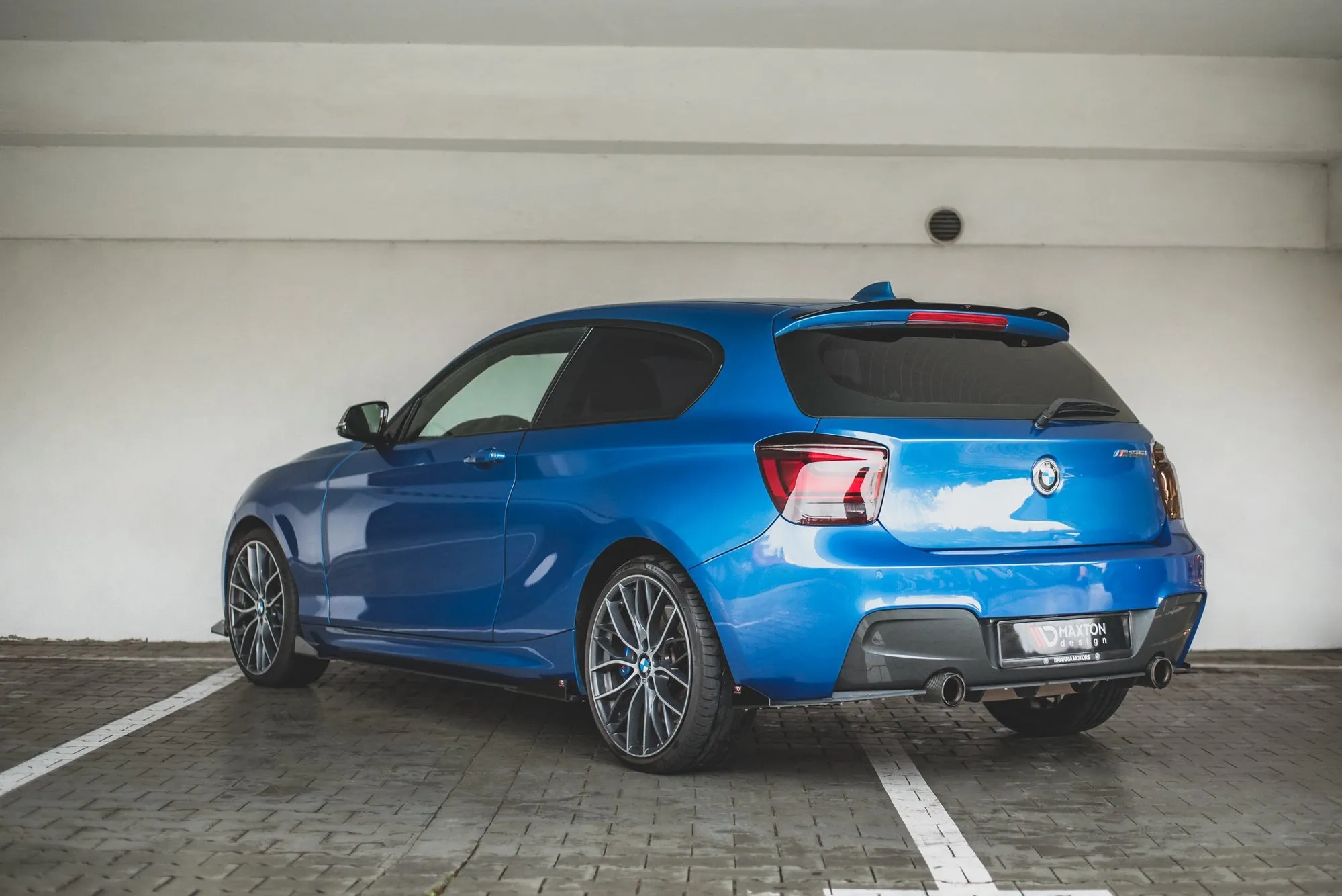Sidesplitters bak + Flopper BMW 1 (F20) M135I 2011 - 2015 | Street Pro Black Edition – bilde 3