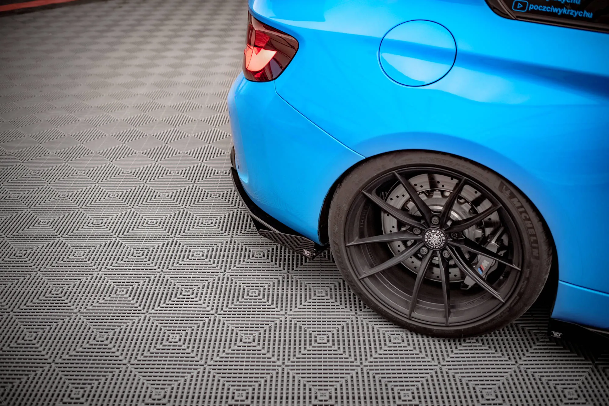 Sidesplitters bak + Flopper BMW M2 (F87) 2015-2021 | Street Pro Black Edition – bilde 4
