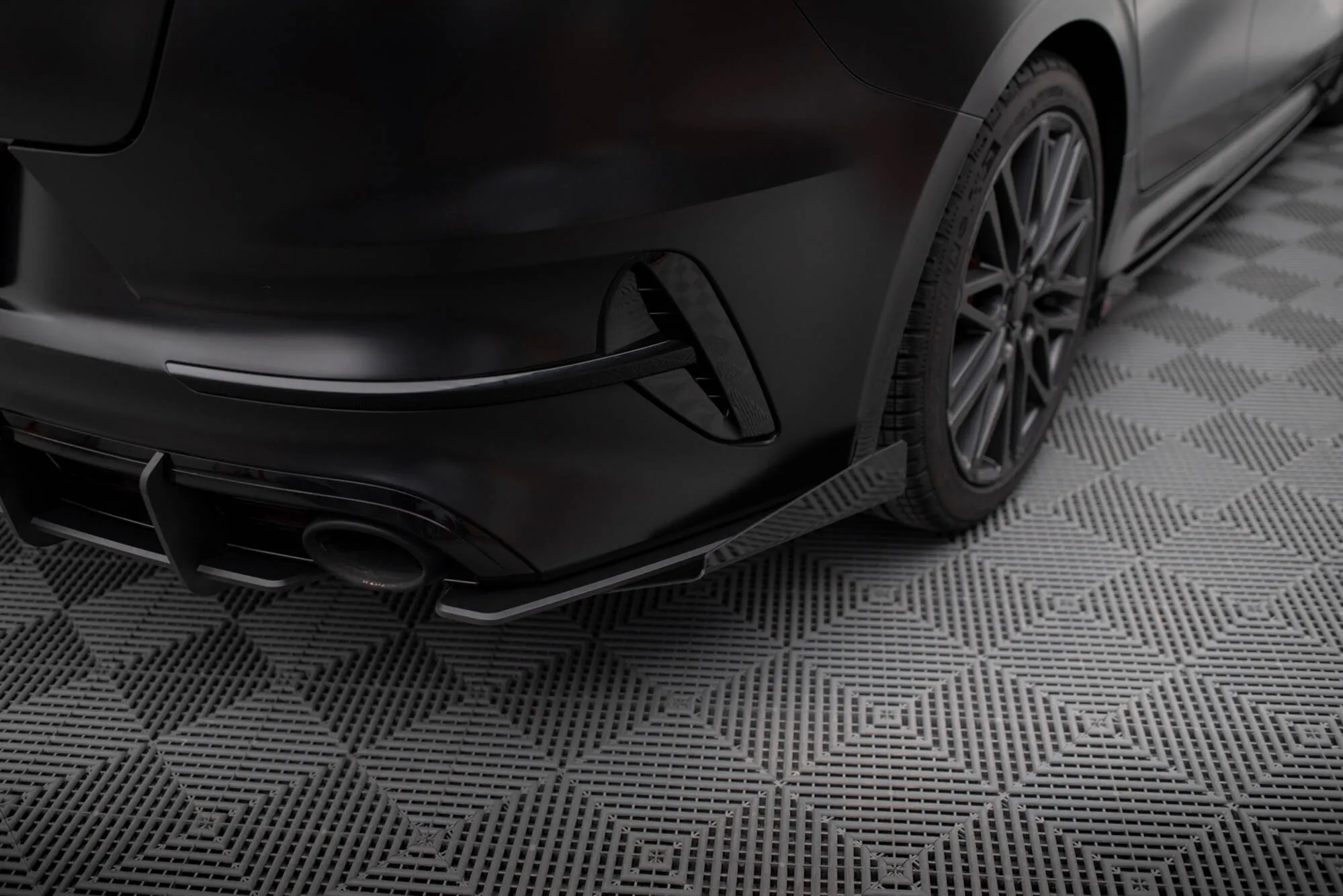 Sidesplitters bak + Flopper Kia Proceed GT facelift 2021 - > | Street Pro Black Edition