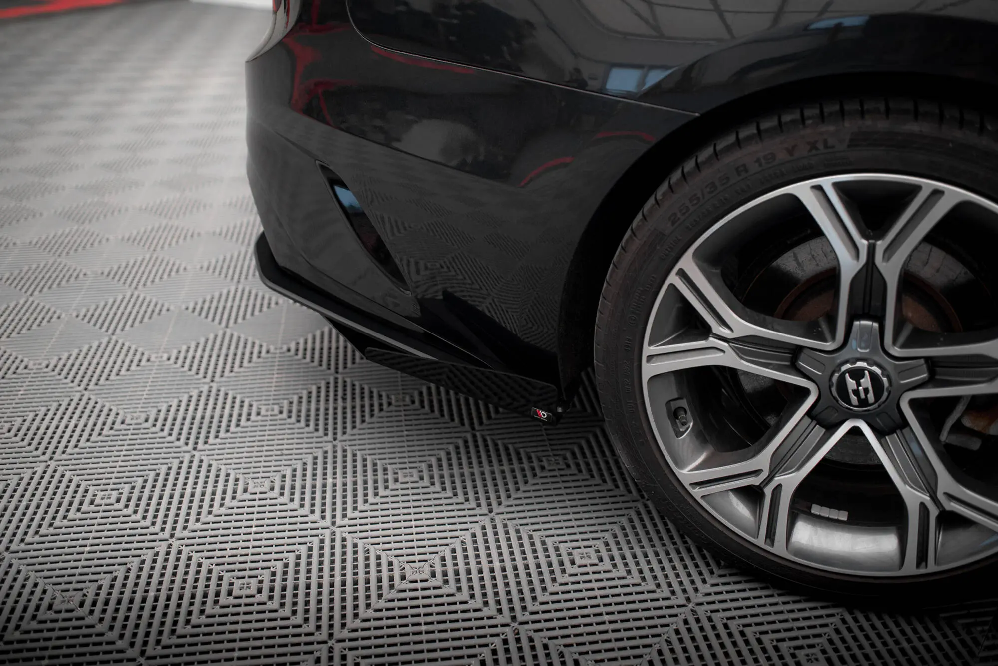 Sidesplitters bak + flopper Kia Stinger GT-Line 2017 - 2023 | Street Pro Black Edition