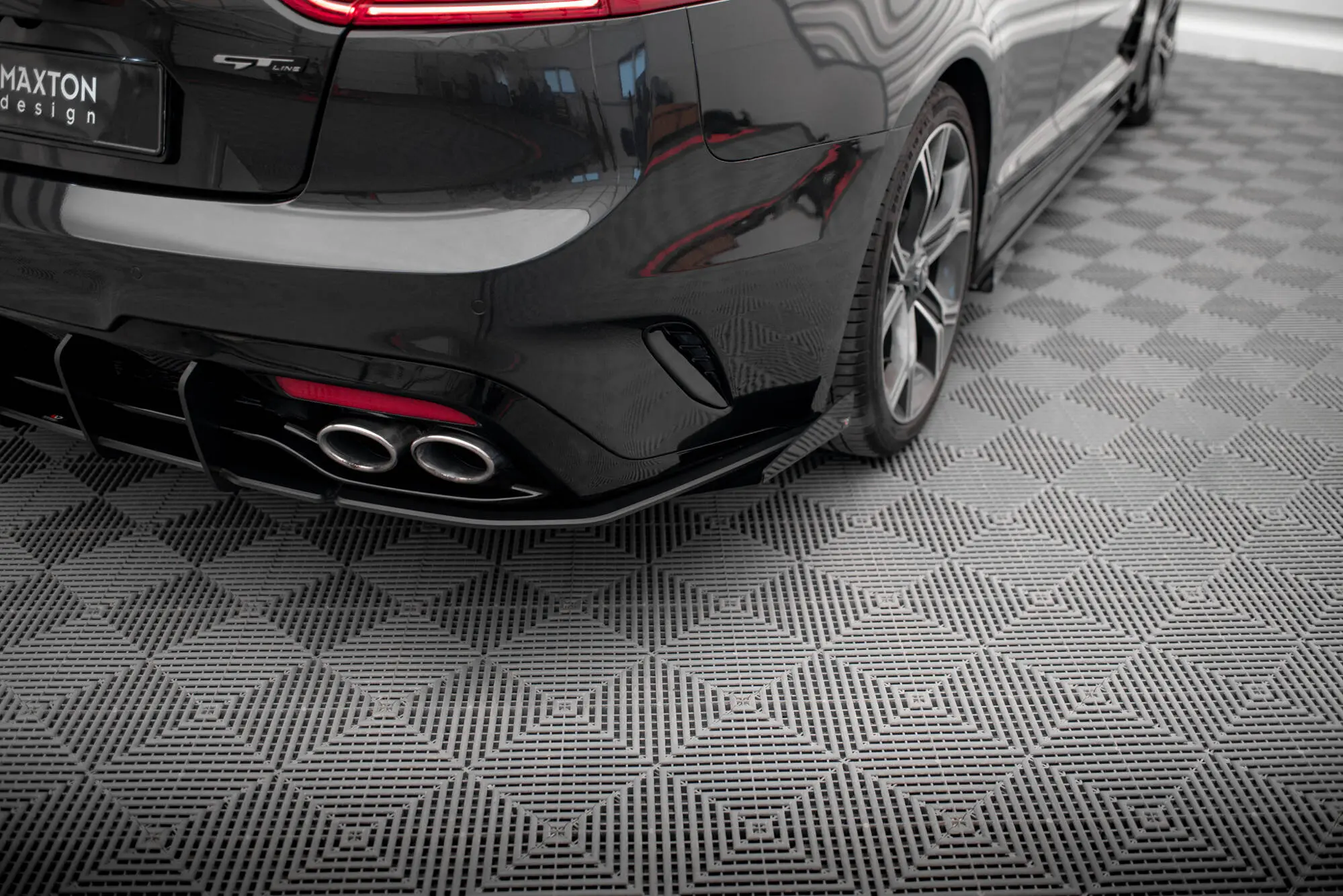 Sidesplitters bak + flopper Kia Stinger GT-Line 2017 - 2023 | Street Pro Black Edition – bilde 3
