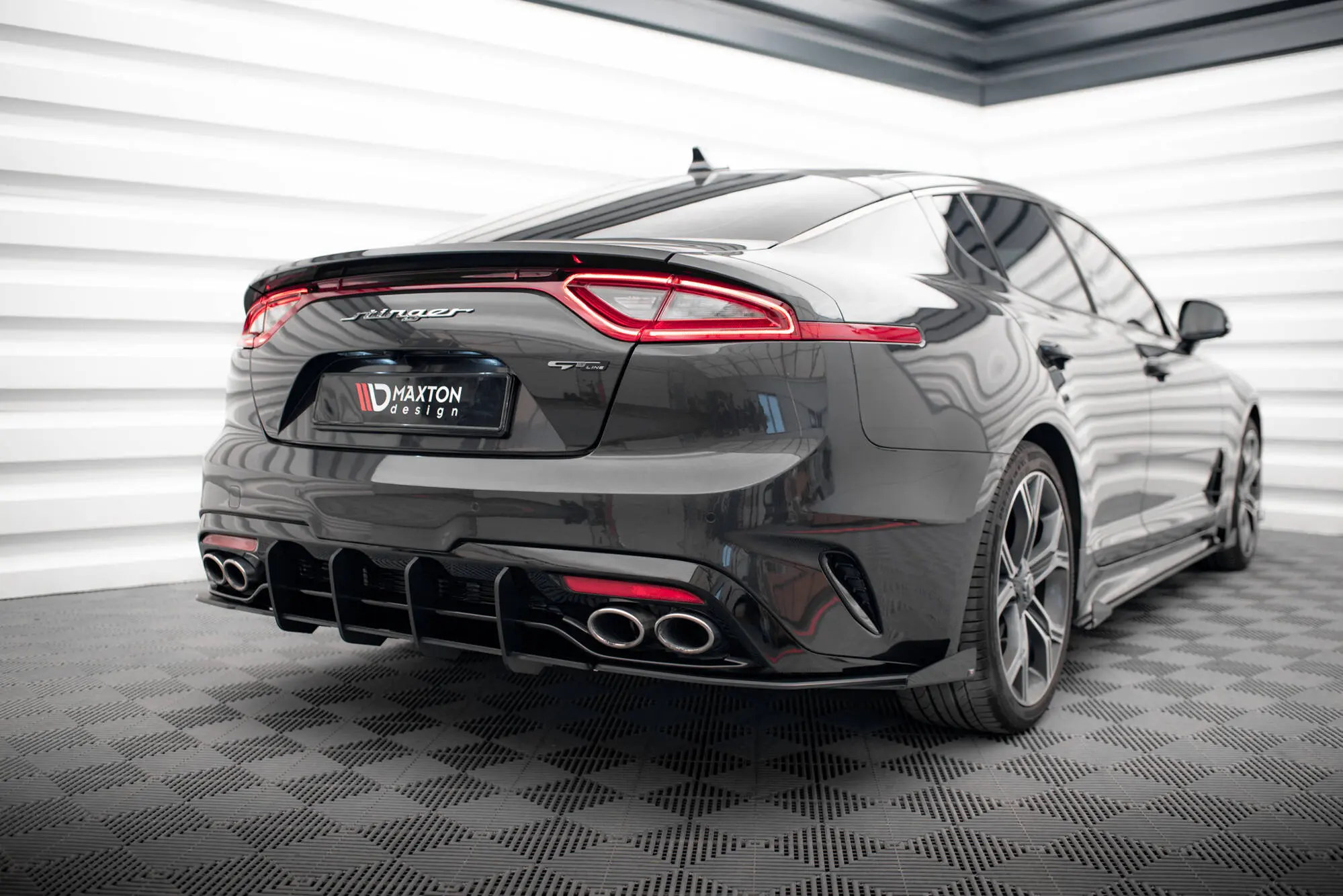 Sidesplitters bak + flopper Kia Stinger GT-Line 2017 - 2023 | Street Pro Black Edition – bilde 4