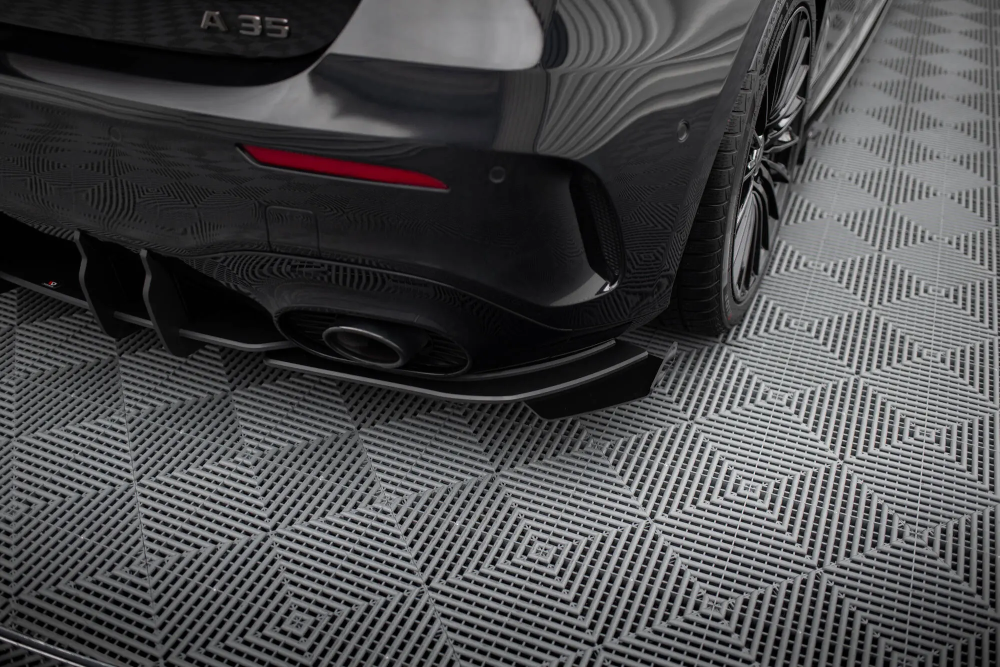 Sidesplitters bak + flopper Mercedes-AMG A35 (W177) facelift 2023 - > | Street Pro Black Edition – bilde 2