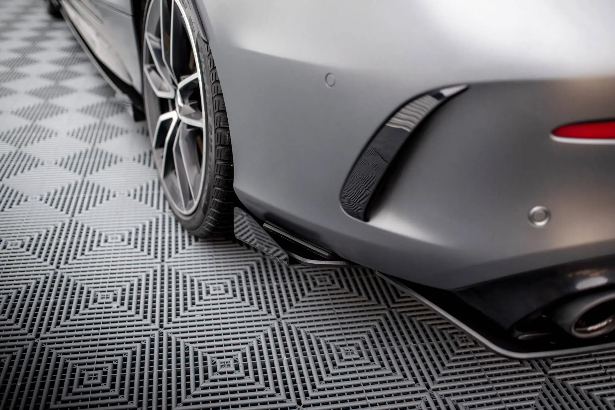Sidesplitters bak + flopper Mercedes-Benz C43 AMG Coupe (C205) facelift 2018 - 2022 | Street Pro Black Edition – bilde 2