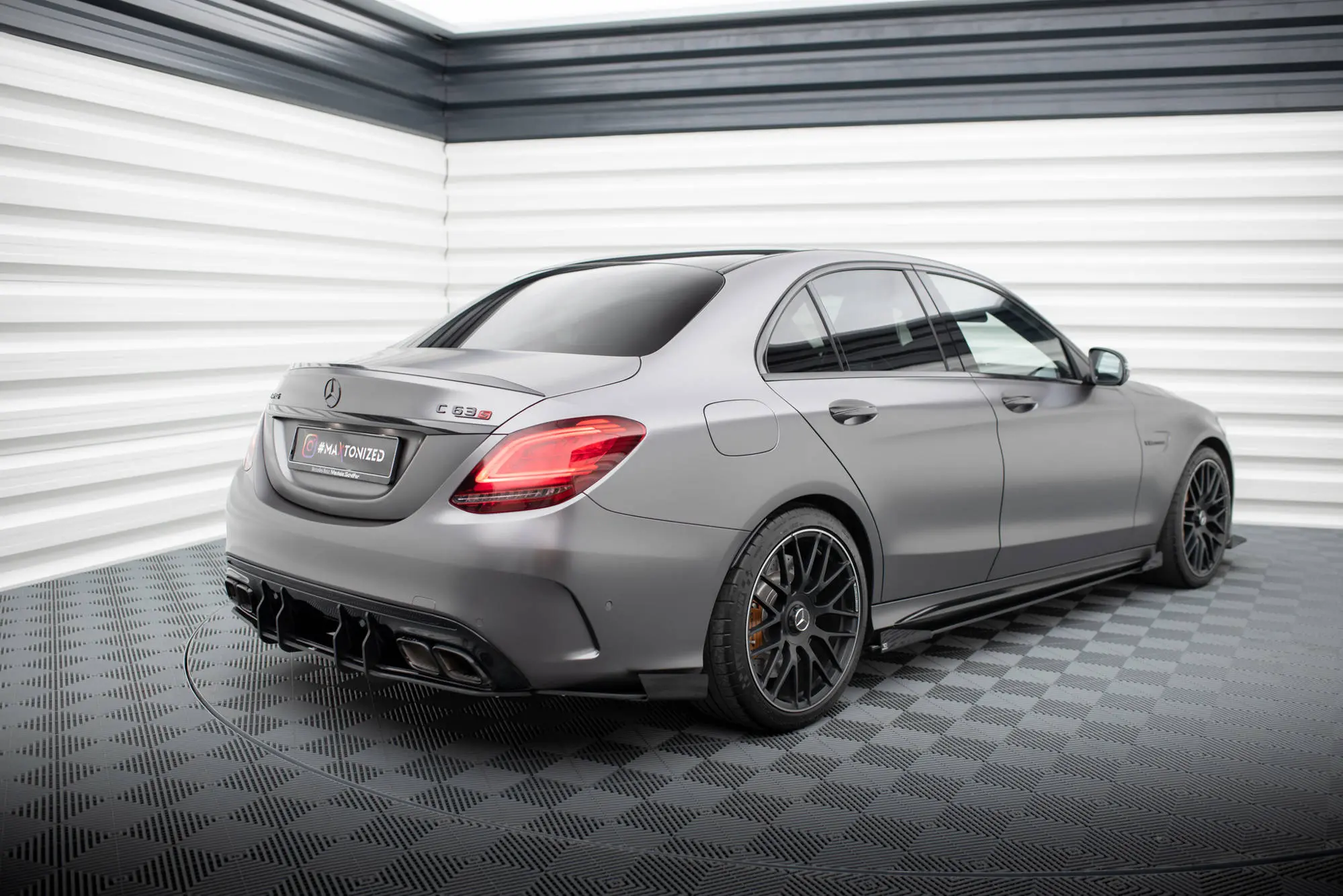 Sidesplitters bak + flopper Mercedes-Benz C63 AMG (W205 / S205) facelift 2018 - 2021 | Street Pro Black Edition – bilde 4