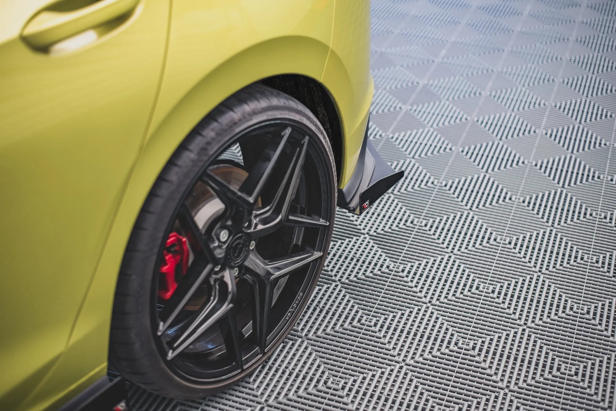 Sidesplitters bak + Flopper VW Golf VIII GTI Clubsport 2020-> | Street Pro Black Edition – bilde 3