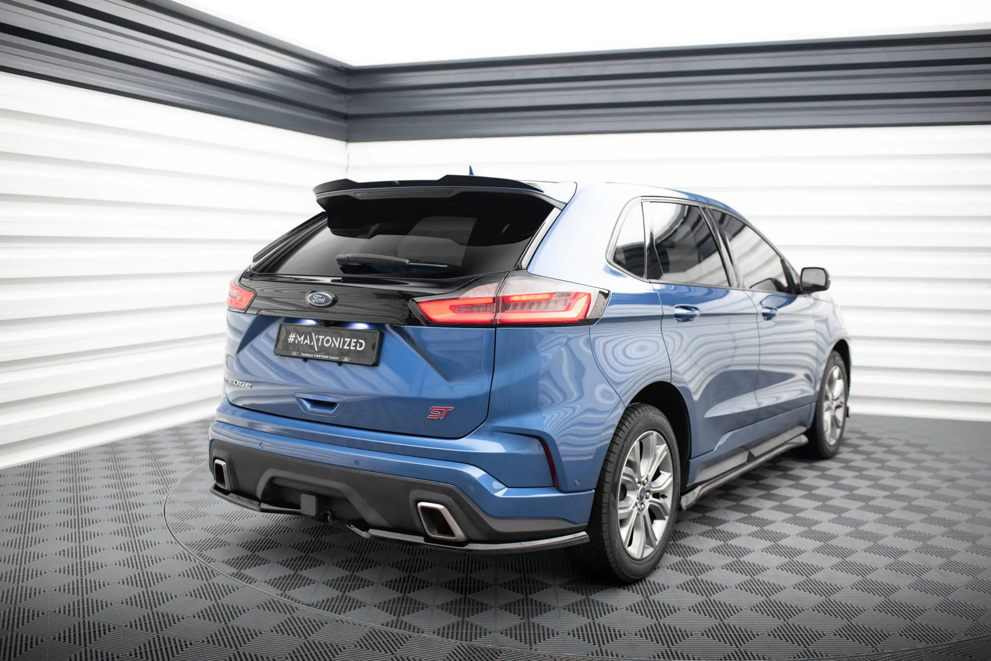 Sidesplitters bak Ford Edge ST II 2014 - 2019 | Glossy Black Edition – bilde 3