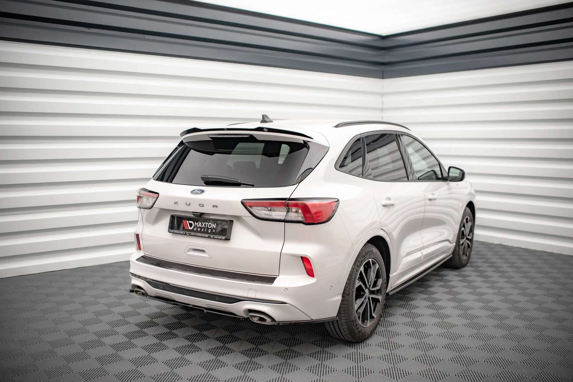 Sidesplitters bak Ford Kuga III ST-Line 2019 -> | Glossy Black Edition – bilde 2