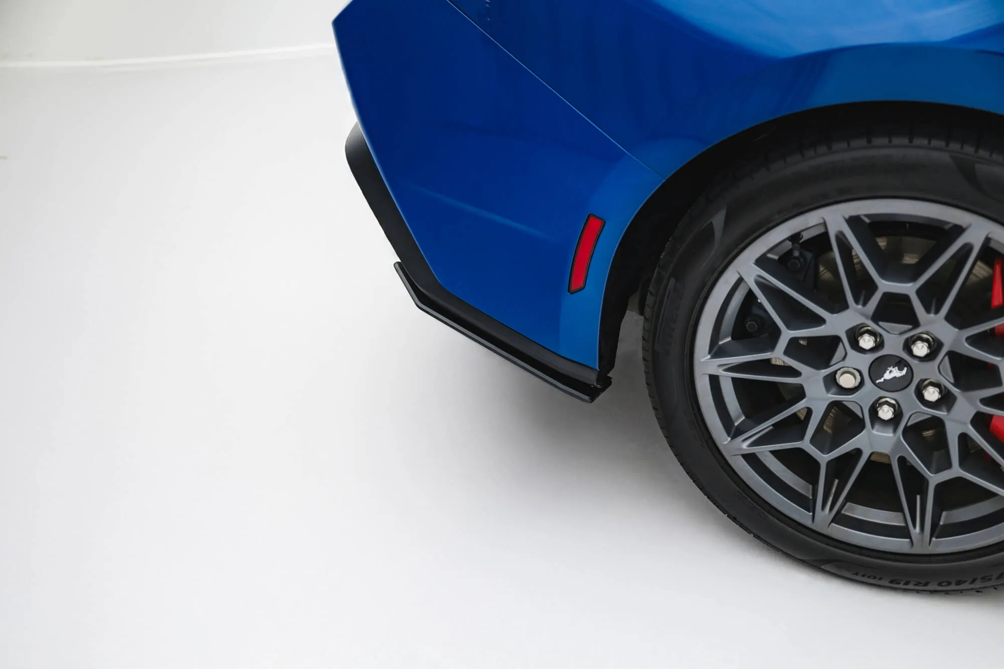Sidesplitters bak Ford Mustang GT VII 2023 -> | Street Pro Black Edition – bilde 3