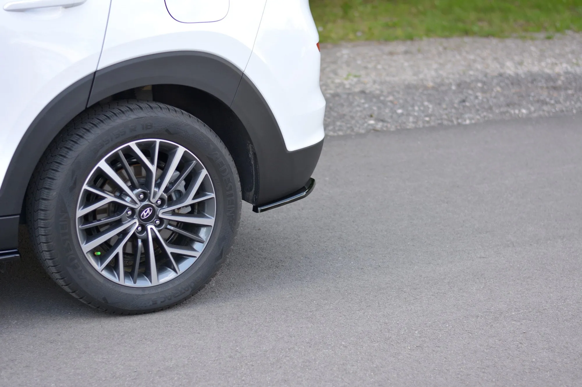 Sidesplitters bak Hyundai Tucson III Facelift 2018 - 2020 | Glossy Black Edition – bilde 3