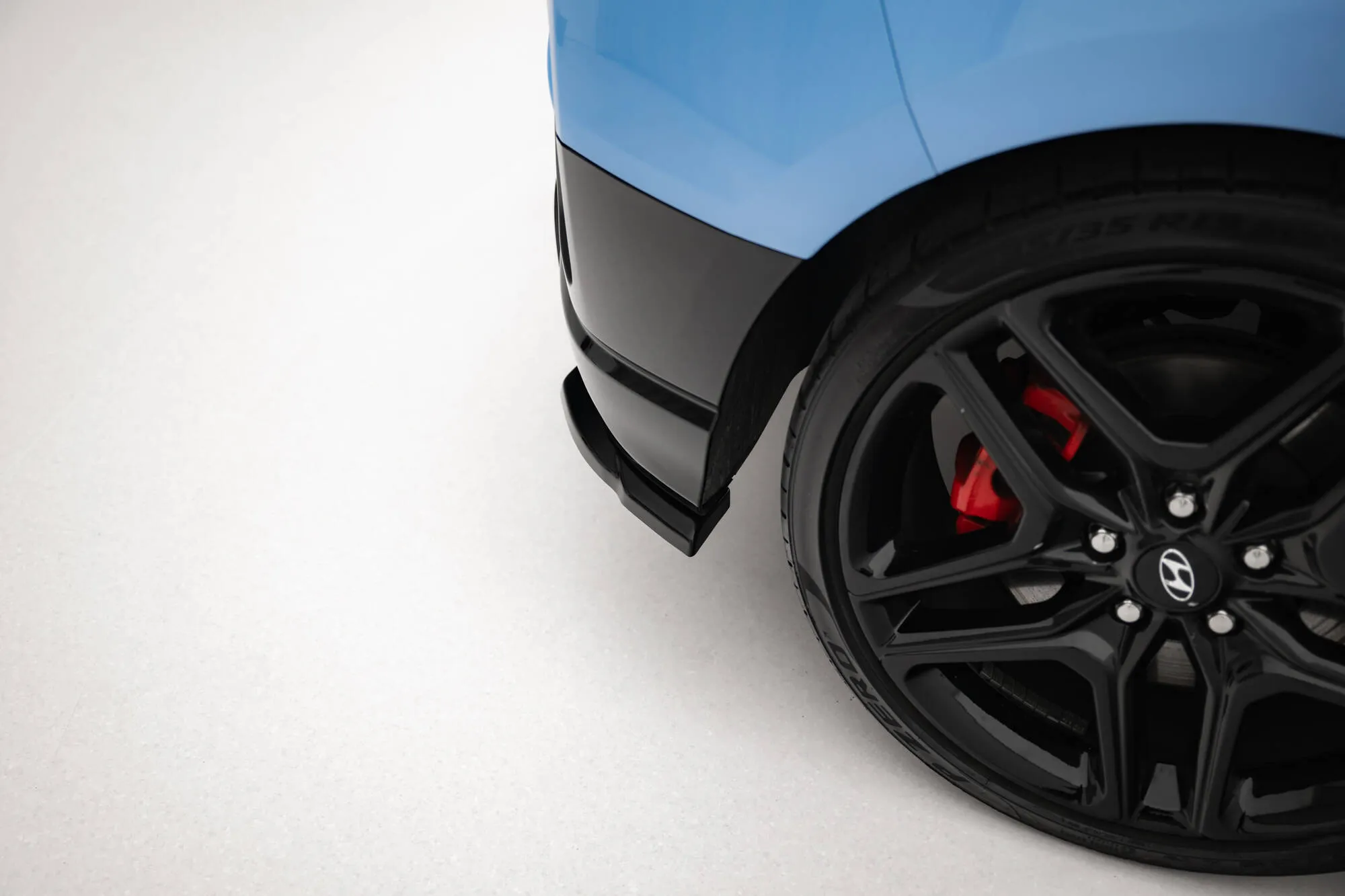 Sidesplitters bak Hyundai Veloster N II 2018 - 2022 | Glossy Black Edition – bilde 2