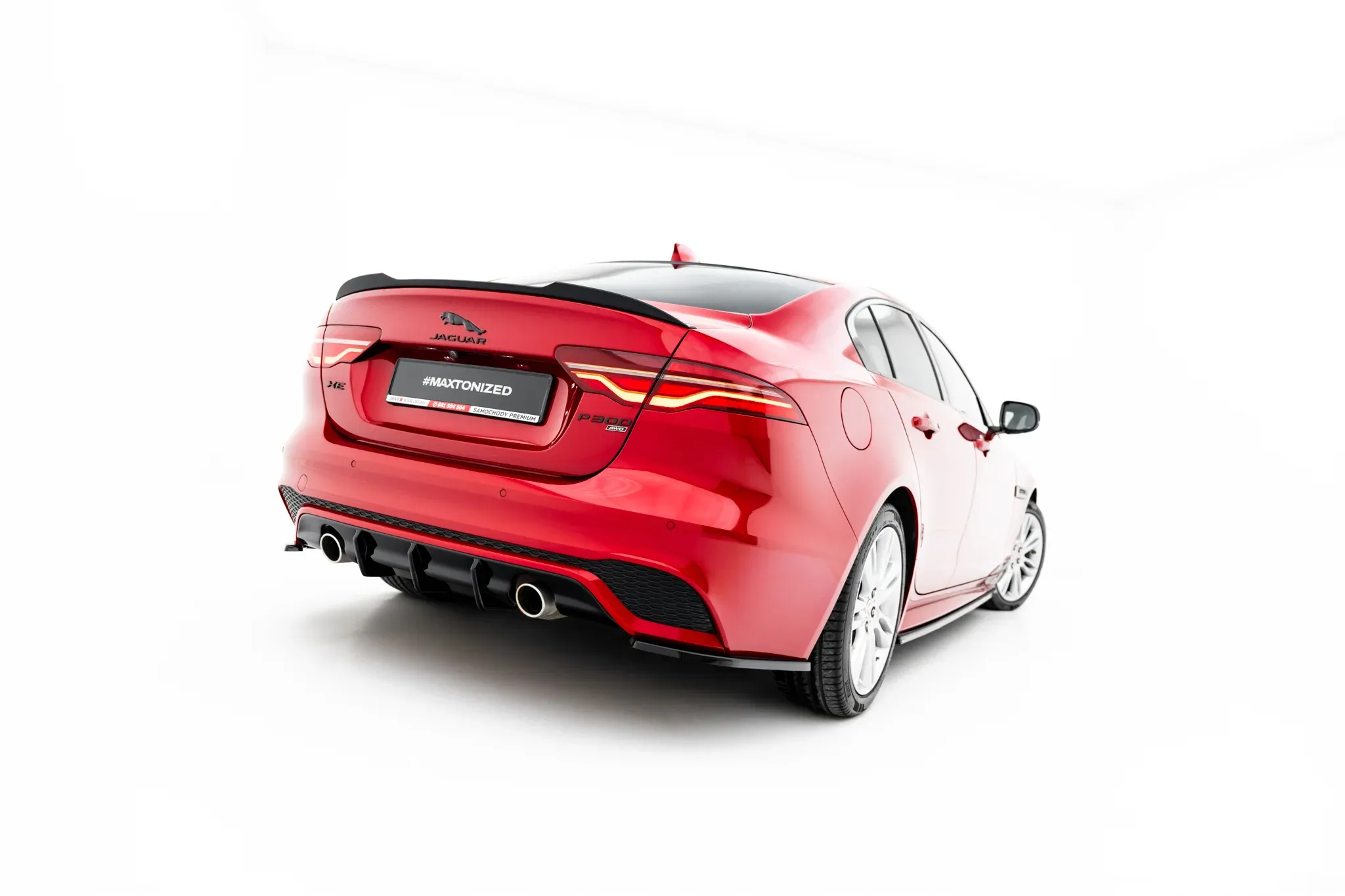 Sidesplitters bak Jaguar XE R-Dynamic (X760) Facelift 2019 - 2024 | Glossy Black Edition – bilde 2