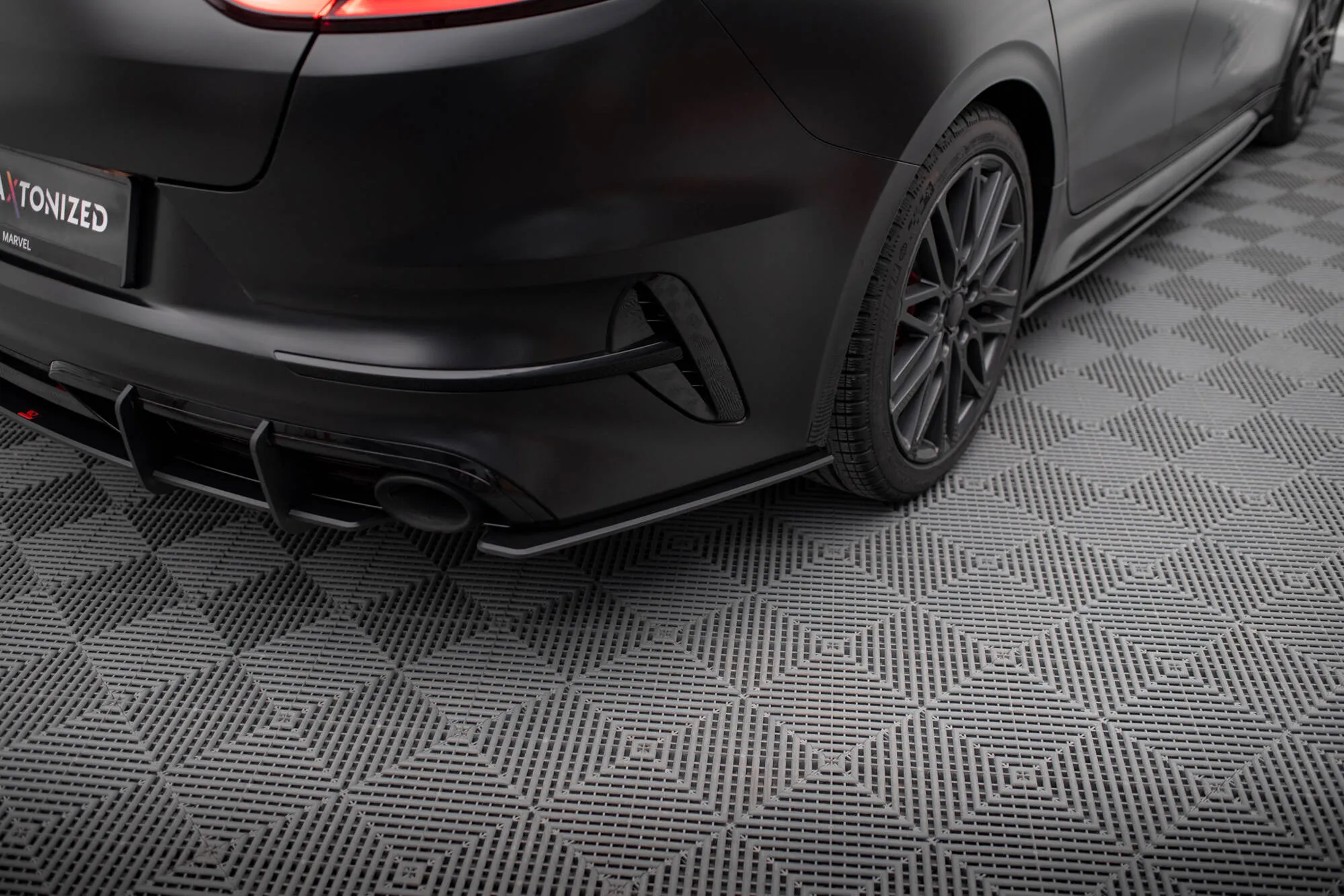 Sidesplitters bak Kia Proceed GT facelift 2021 - > | Street Pro Black Edition