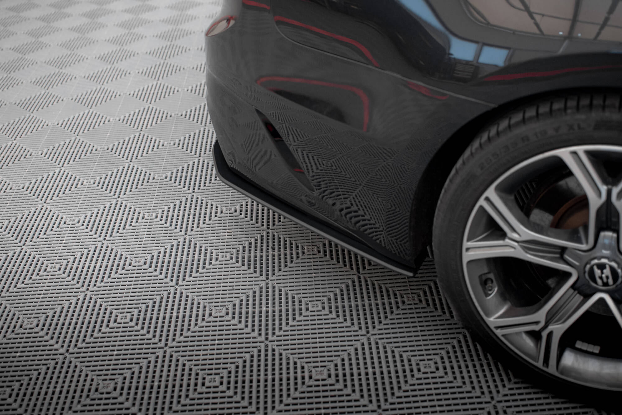 Sidesplitters bak Kia Stinger GT-Line 2017 - 2023 | Street Pro Black Edition
