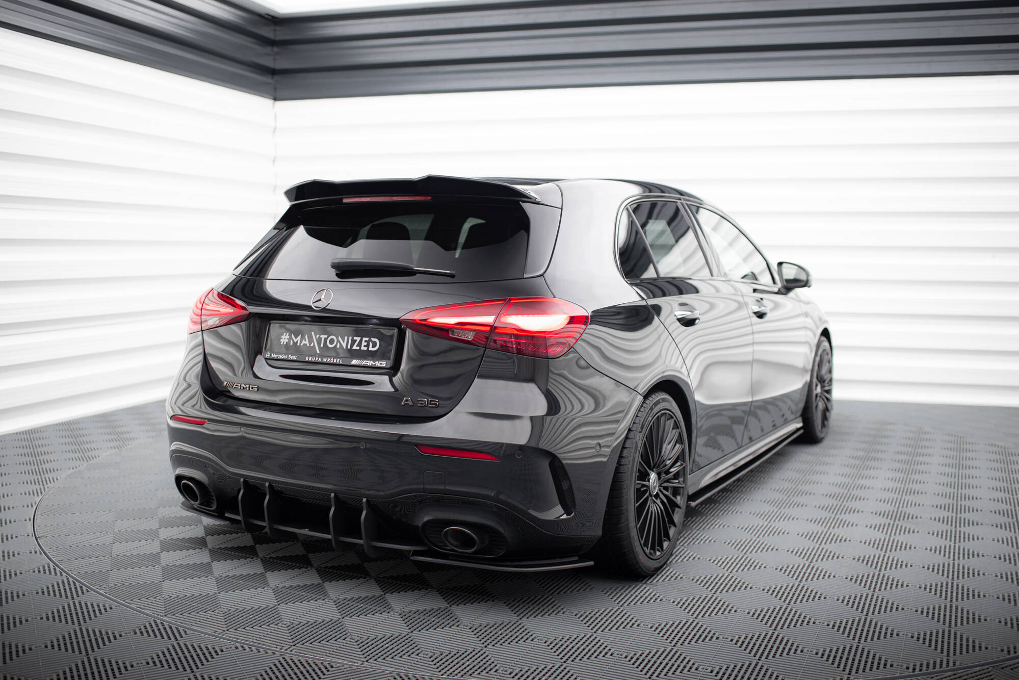 Sidesplitters bak Mercedes-AMG A35 (W177) facelift 2023 - > | Street Pro Black Edition – bilde 3