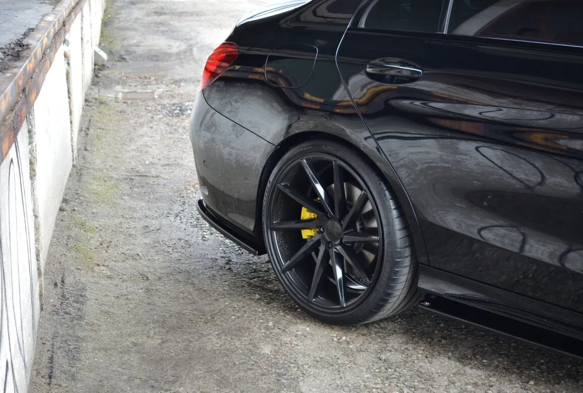 Sidesplitters bak Mercedes-AMG C 43 W205 Facelift 2018 - 2021 | Glossy Black Edition – bilde 2
