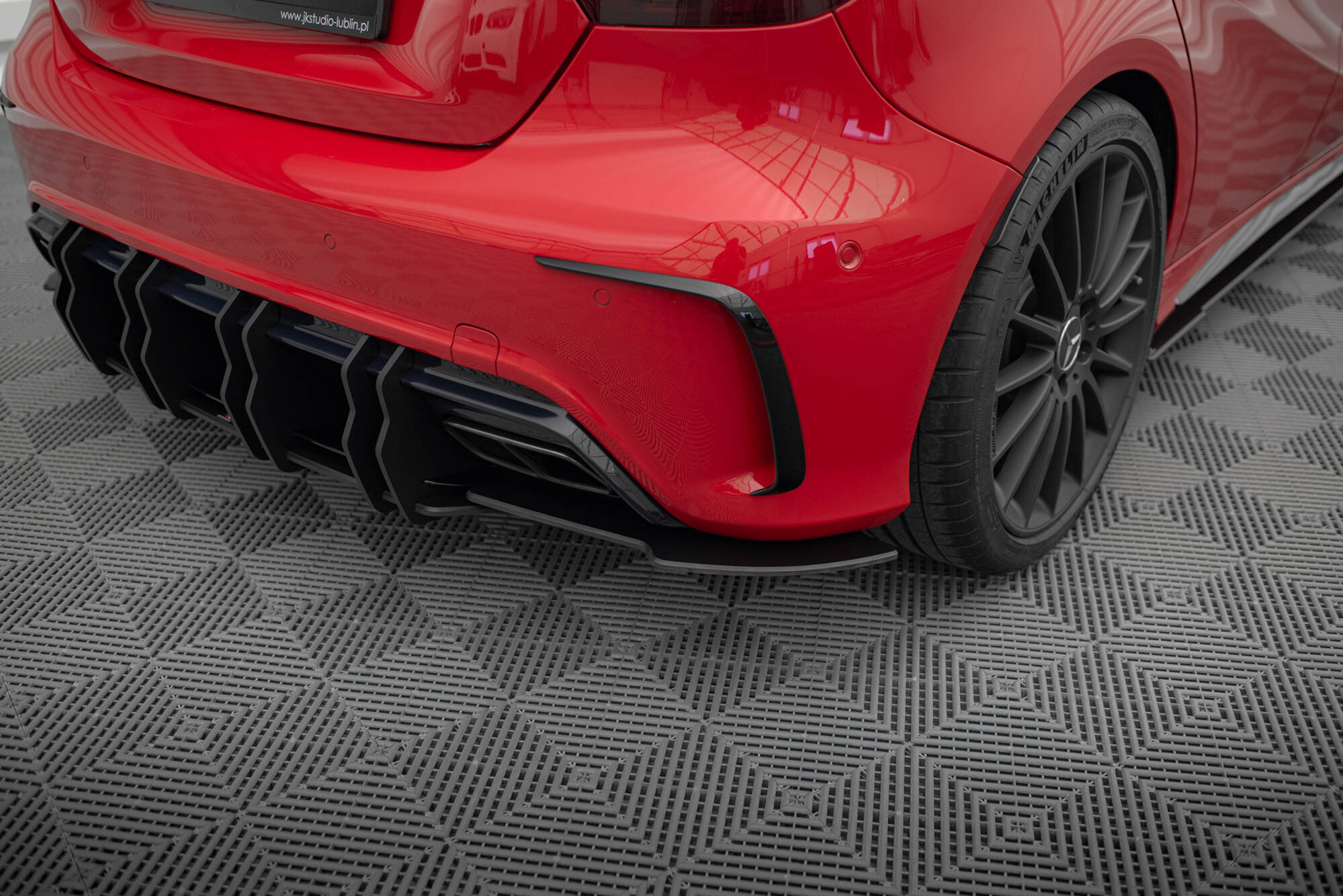 Sidesplitters bak Mercedes-Benz A45 AMG (W176) facelift 2015 - 2018 | Street Pro Black Edition – bilde 2