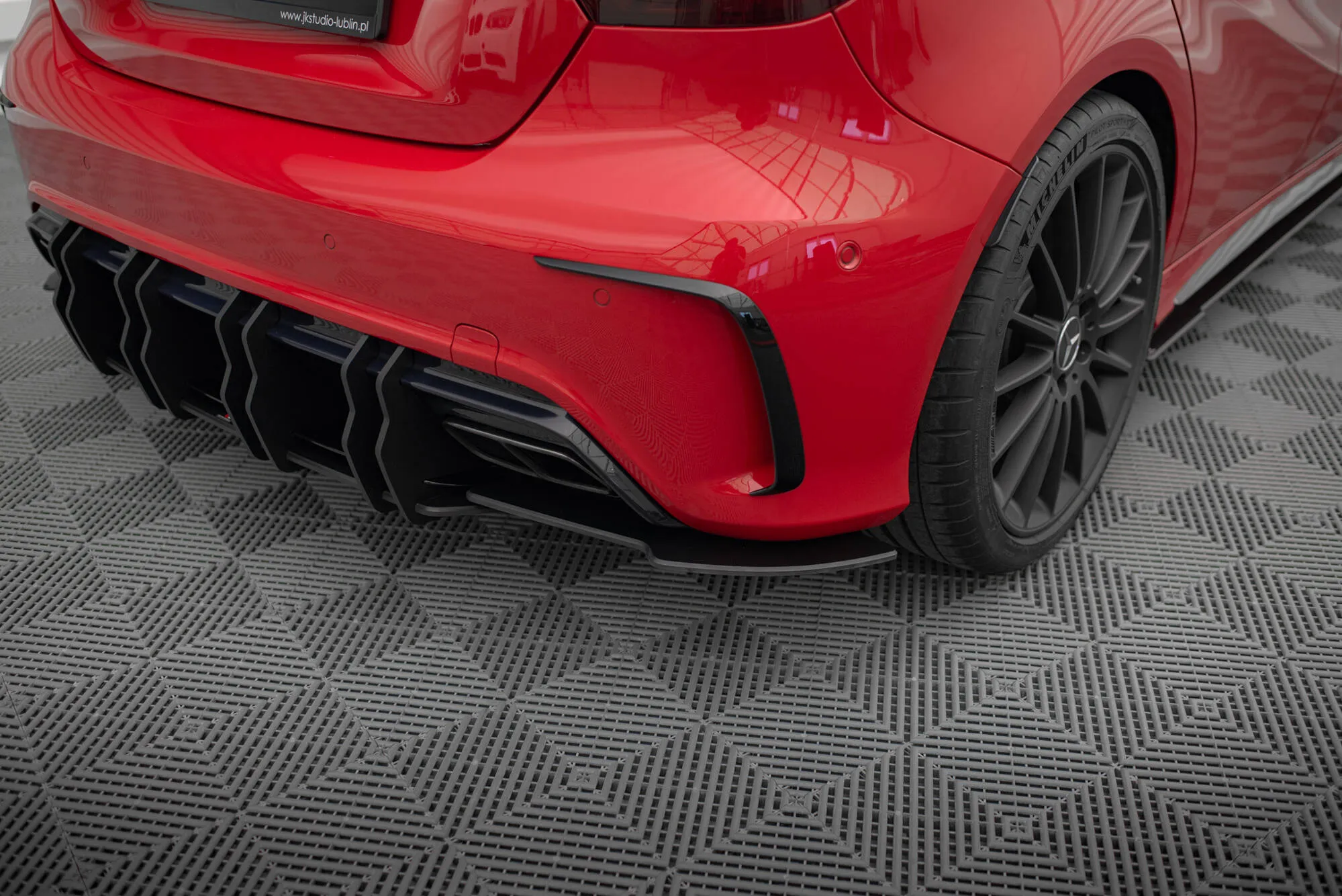 Sidesplitters bak Mercedes-Benz A45 AMG (W176) facelift 2015 - 2018 | Street Pro Black Edition
