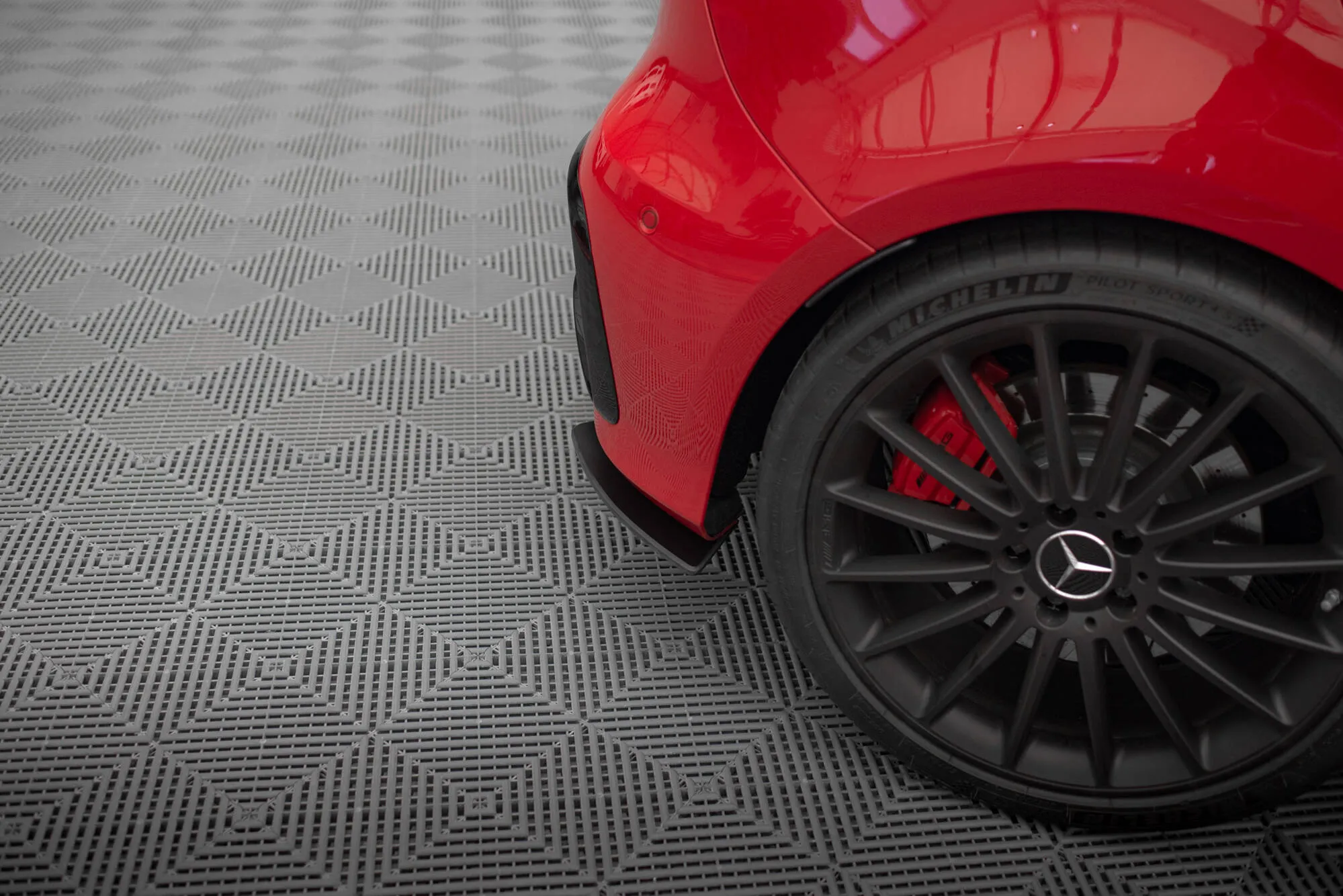 Sidesplitters bak Mercedes-Benz A45 AMG (W176) facelift 2015 - 2018 | Street Pro Black Edition – bilde 2
