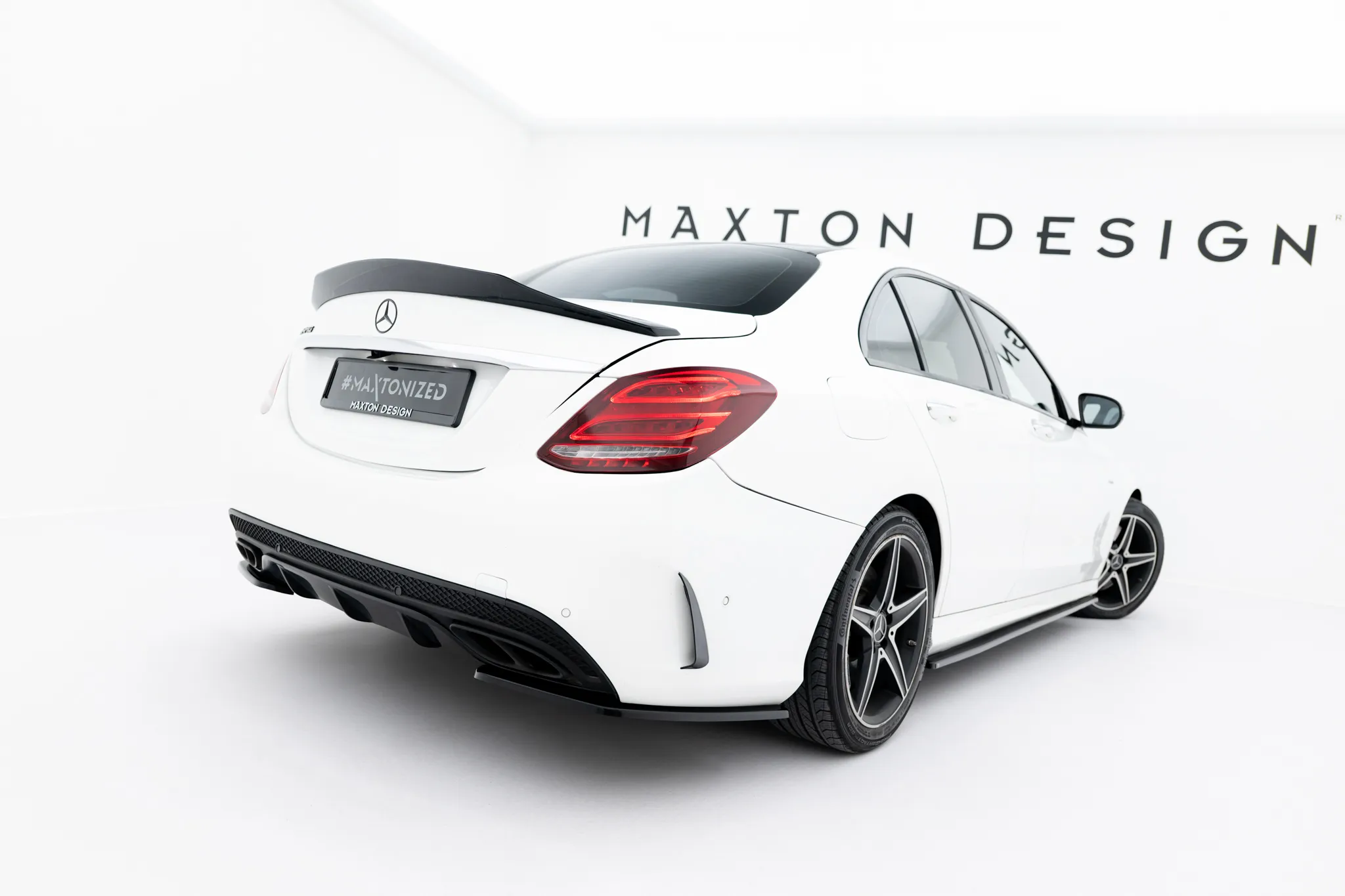 Sidesplitters bak Mercedes-Benz AMG C-Klasse (W205) 2014 - 2018 | Glossy Black Edition