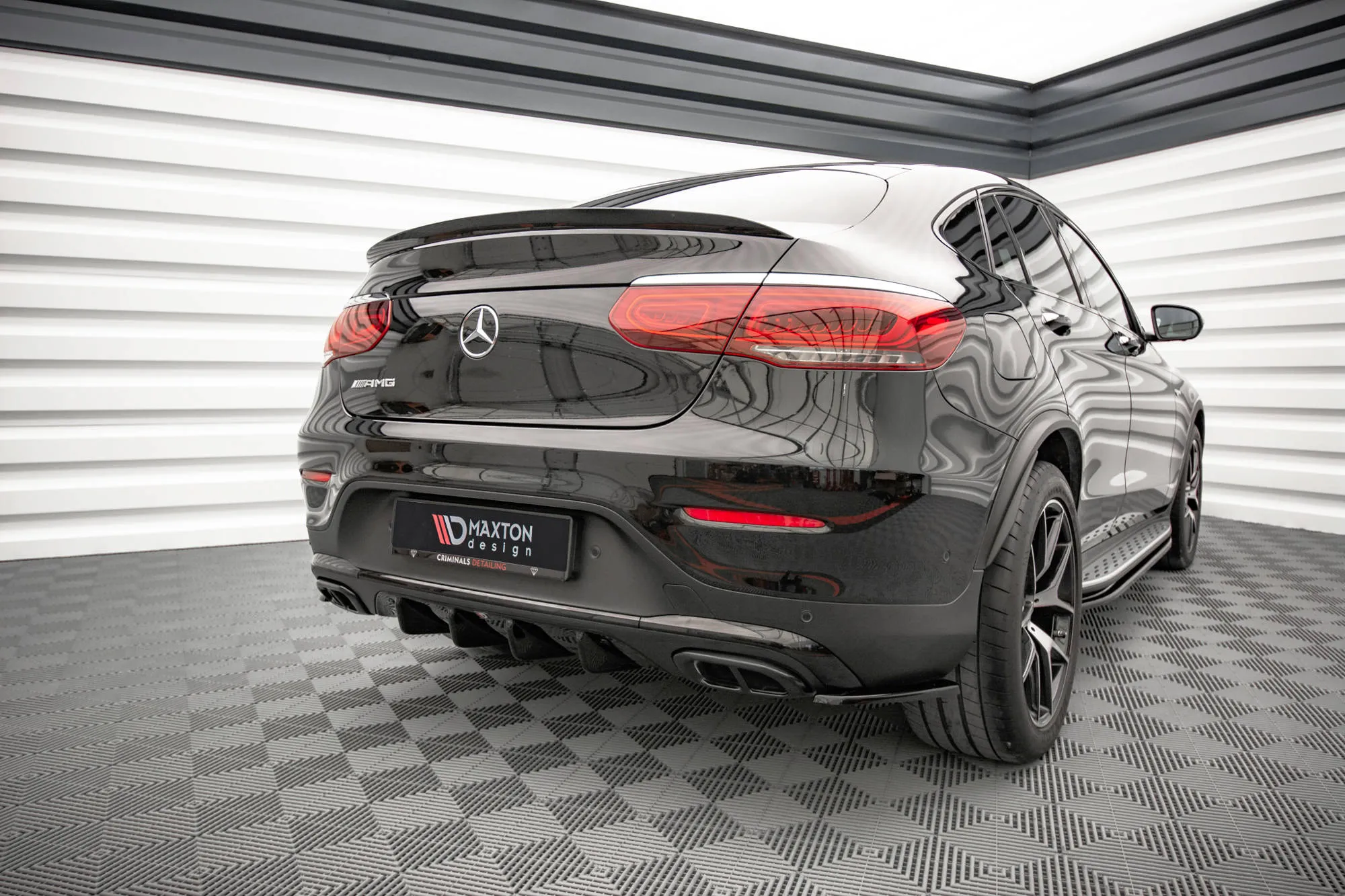 Sidesplitters bak Mercedes-Benz Glc Coupe (C253) AMG-Line 2016 - 2023 | Glossy Black Edition – bilde 2