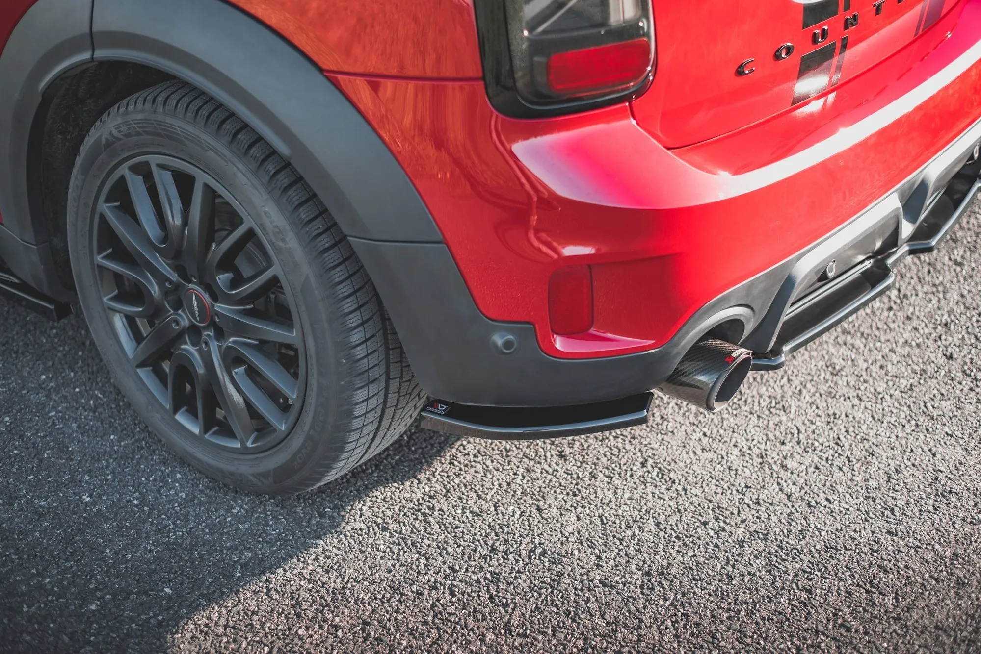 Sidesplitters bak Mini Countryman II F60 (John Cooper Works) Facelift 2020-> | Glossy Black Edition