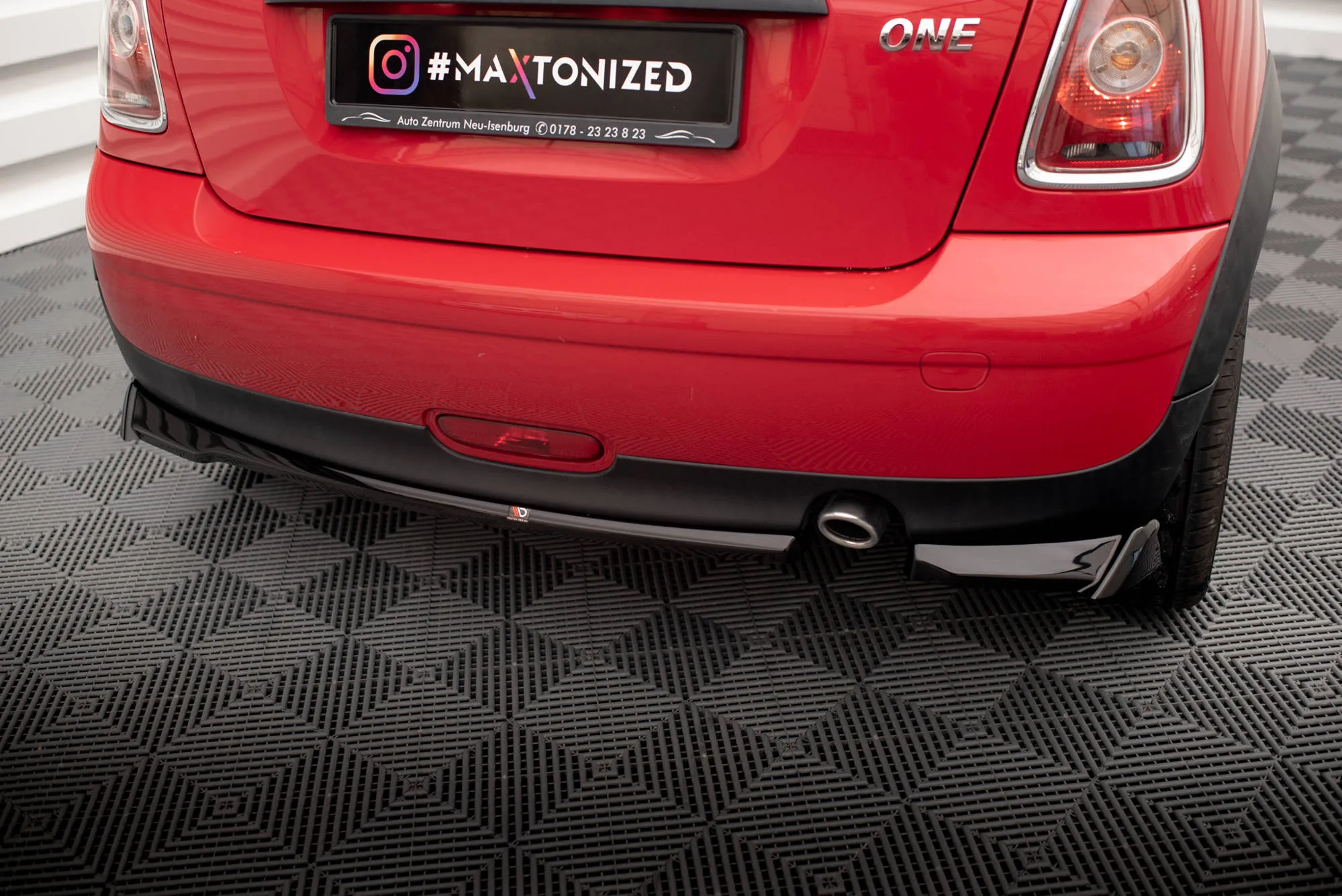 Sidesplitters bak Mini One R56 2006 - 2010 | Glossy Black Edition – bilde 3