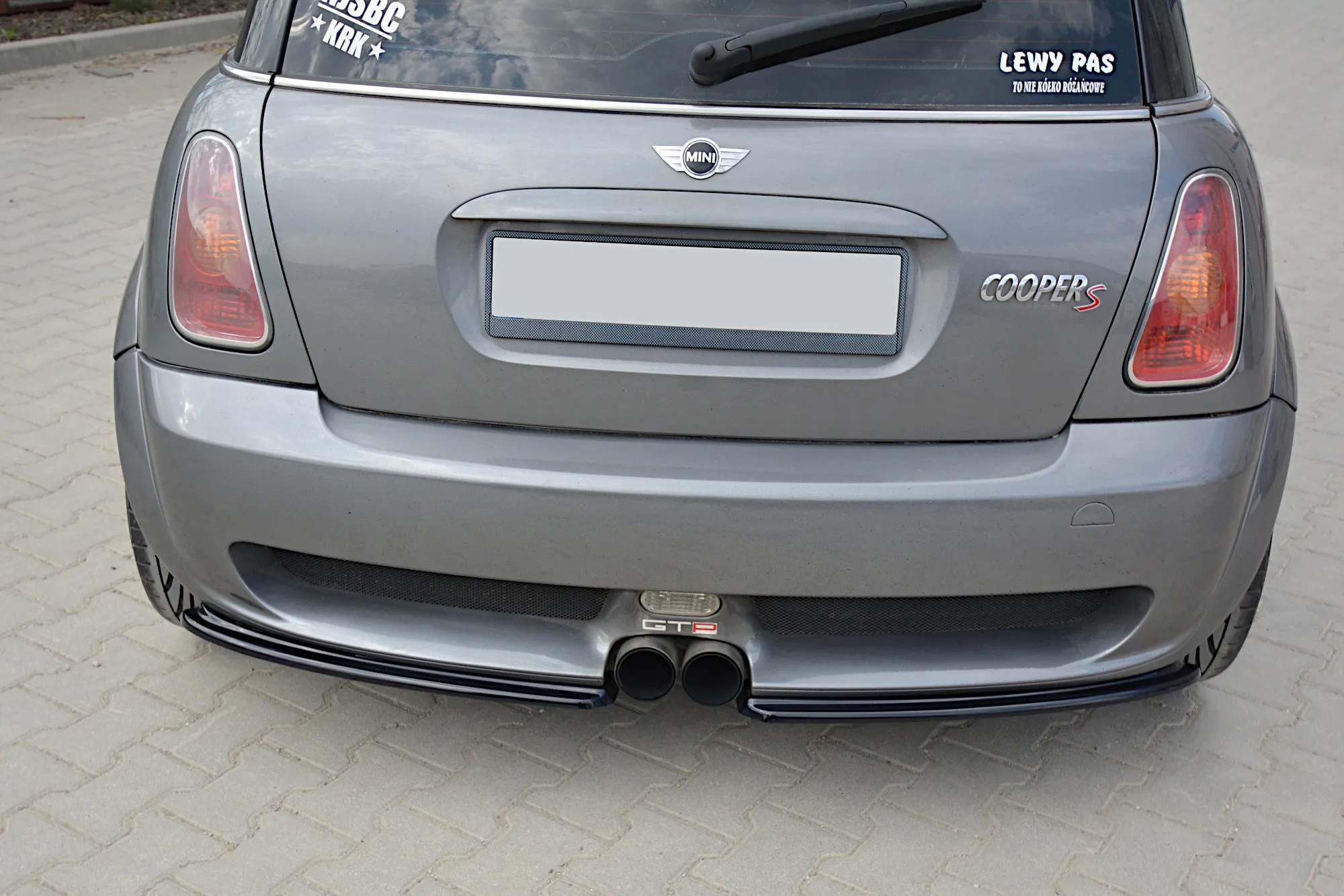 Sidesplitters bak Mini R53 Cooper S Jcw 2003 - 2006 | Glossy Black Edition