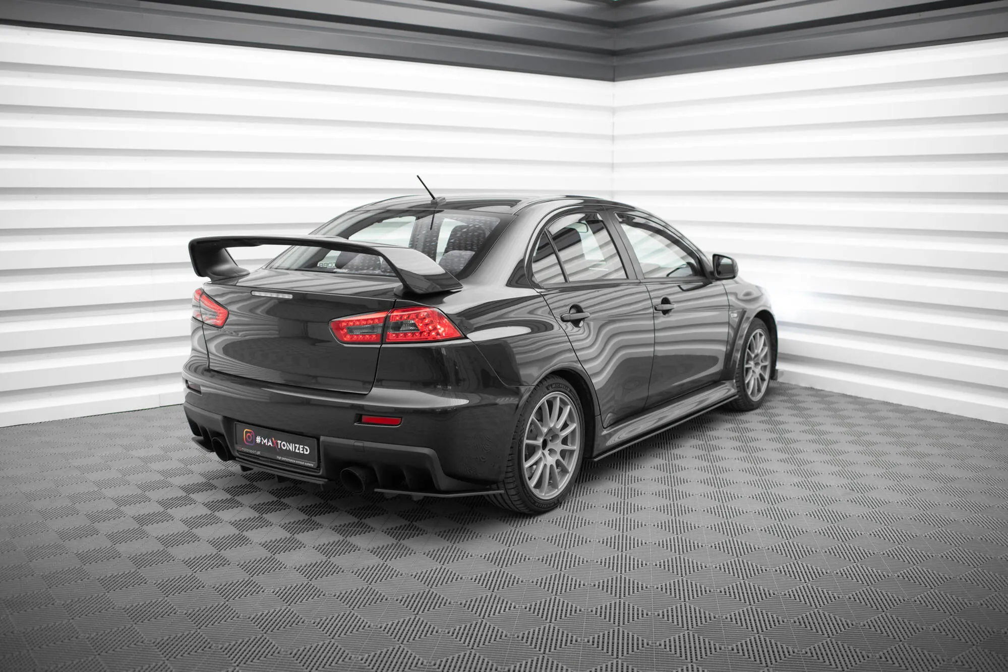 Sidesplitters bak Mitsubishi Lancer EVO X 2007 - 2015 | Street Pro Black Edition – bilde 4